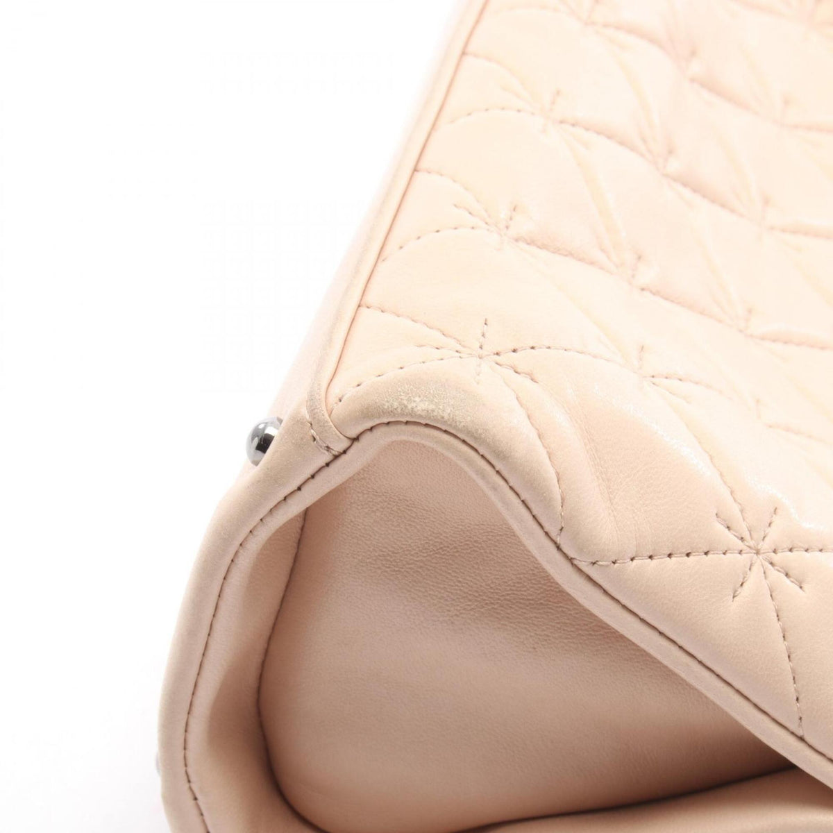 Chanel 2.55 Beige Leather Handbag Shoulder Bag (Pre-Owned)