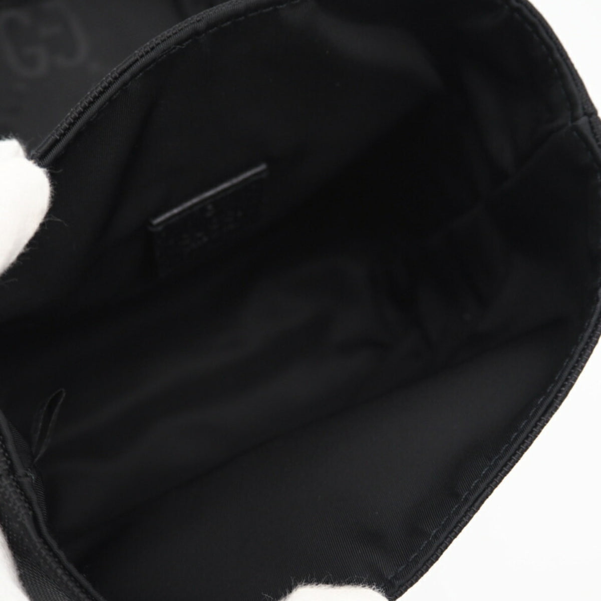 Gucci Black Nylon Shoulder Bag (Pre-Owned)