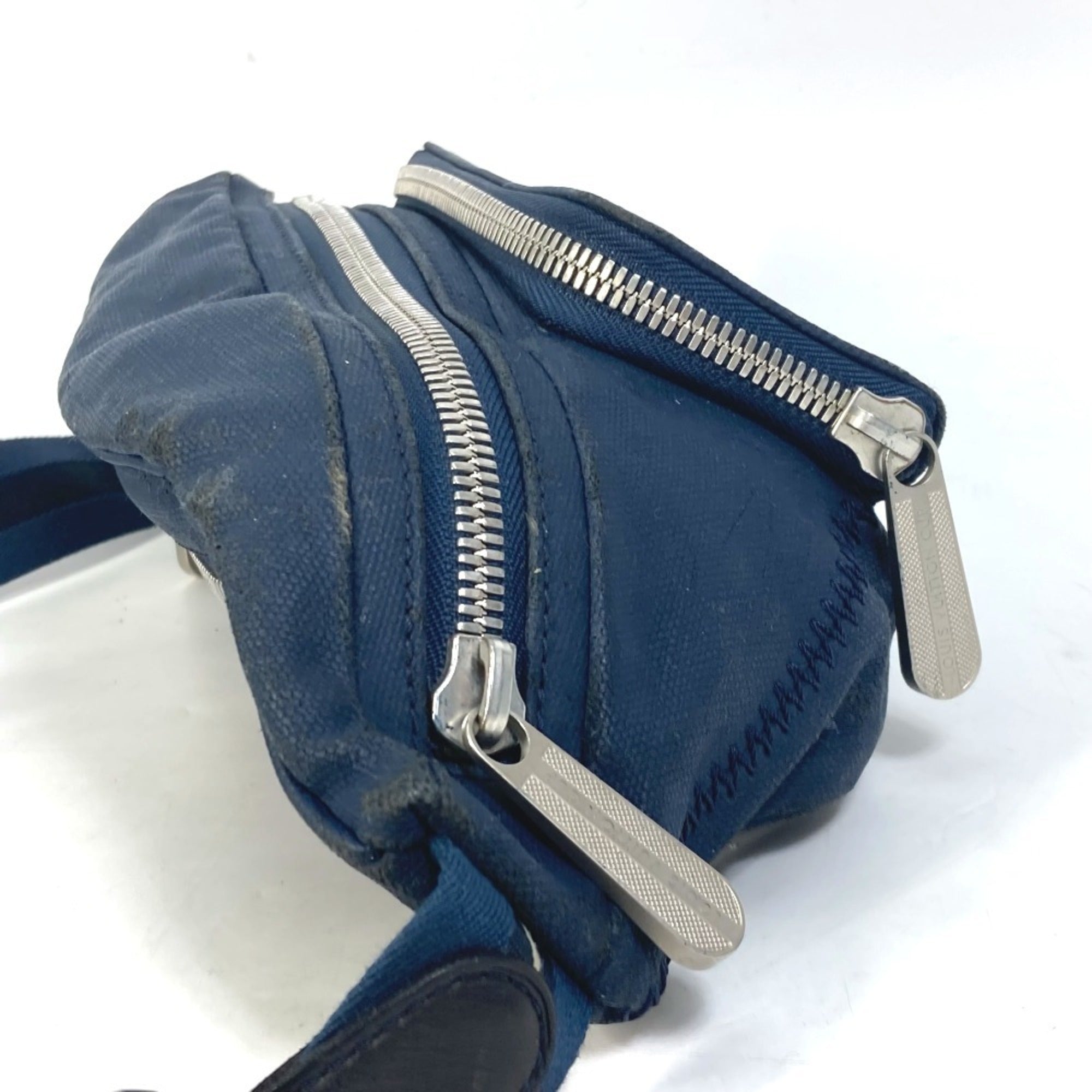 Louis Vuitton Blue Metal Sling Bag (Pre-Owned)