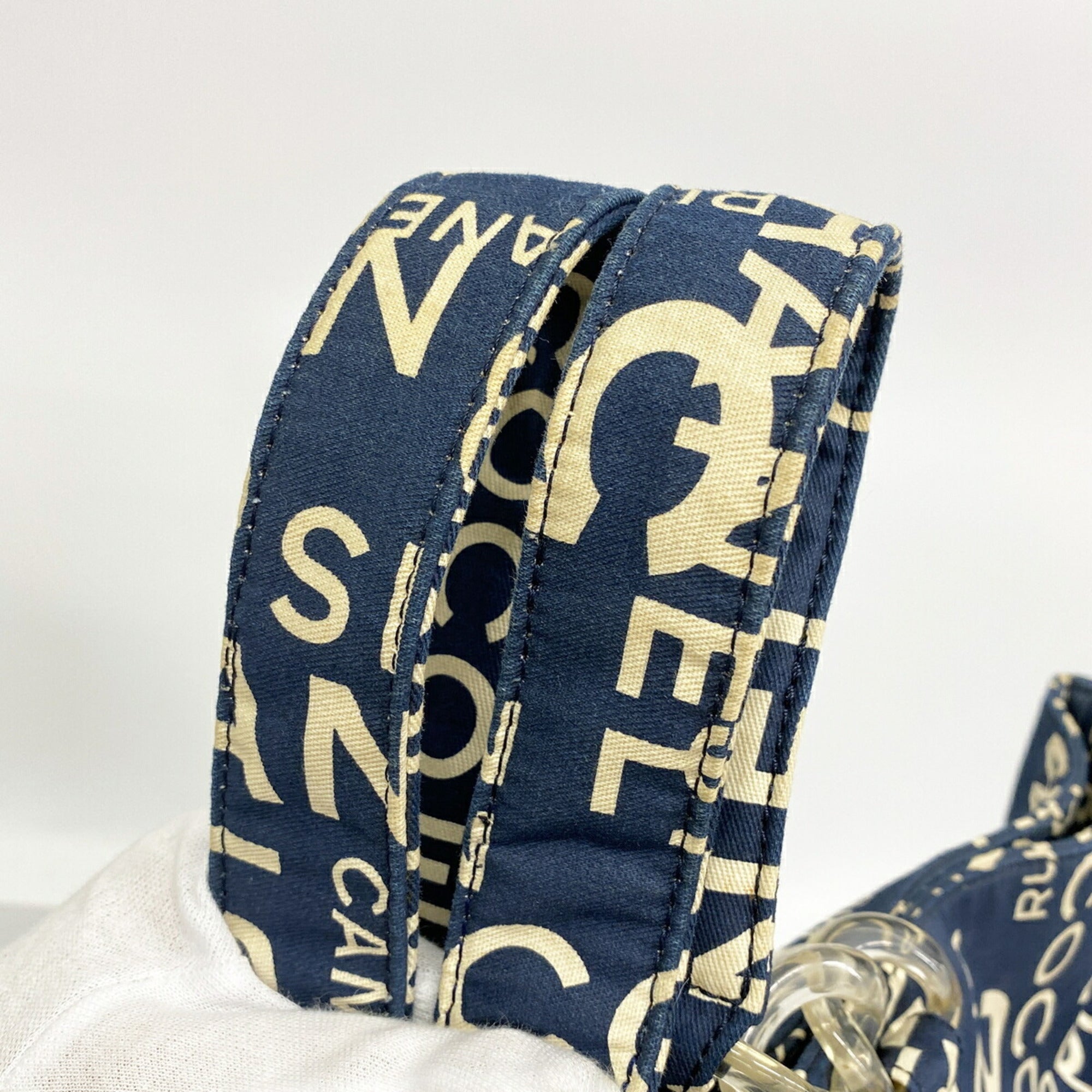 Chanel Navy Canvas Tote Bag (Pre-Owned)