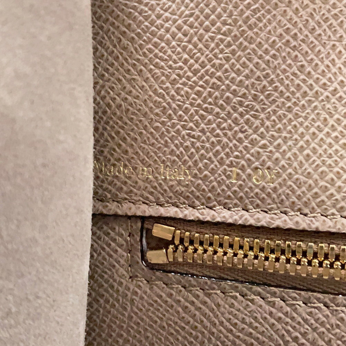 Valextra Champagne Gold Leather Handbag (Pre-Owned)