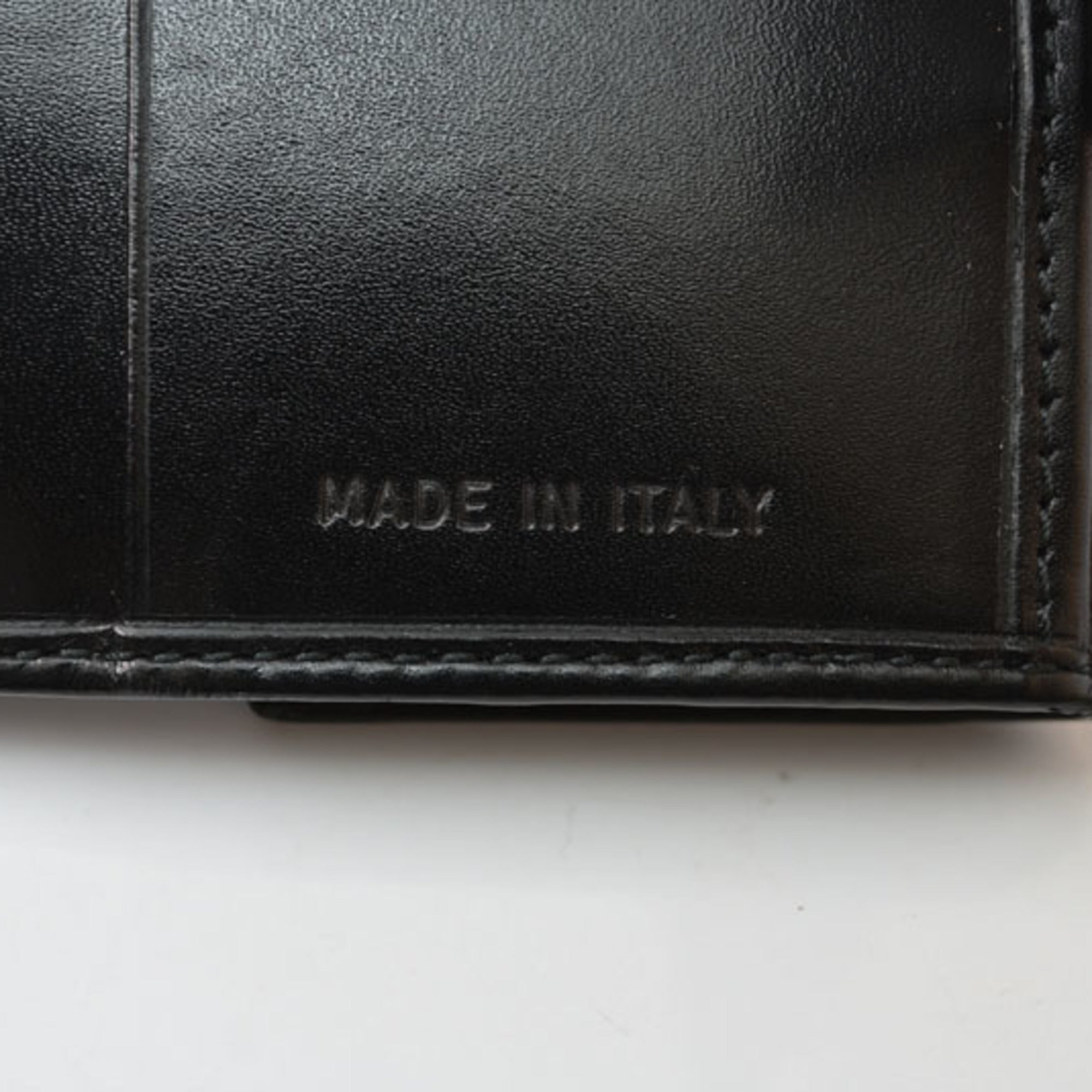 Prada Black Nero Leather Wallet (Tri-Fold) (Pre-Owned)