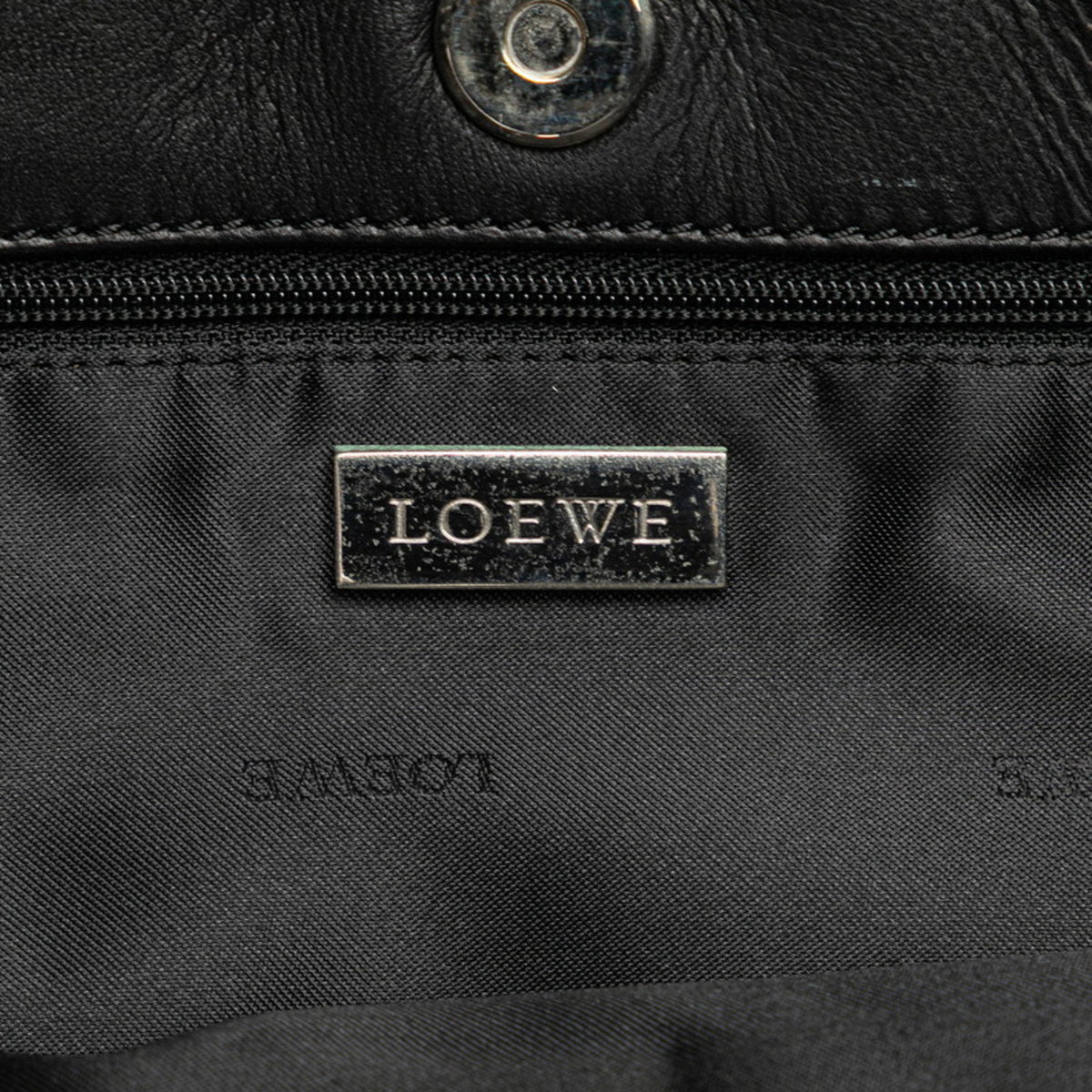 Loewe Black Leather Handbag Tote Bag (Pre-Owned)