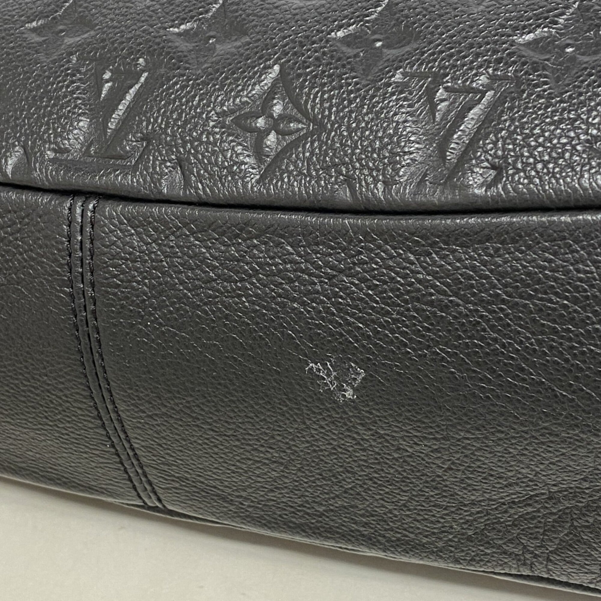 Louis Vuitton Noir Tote Bag (Pre-Owned)
