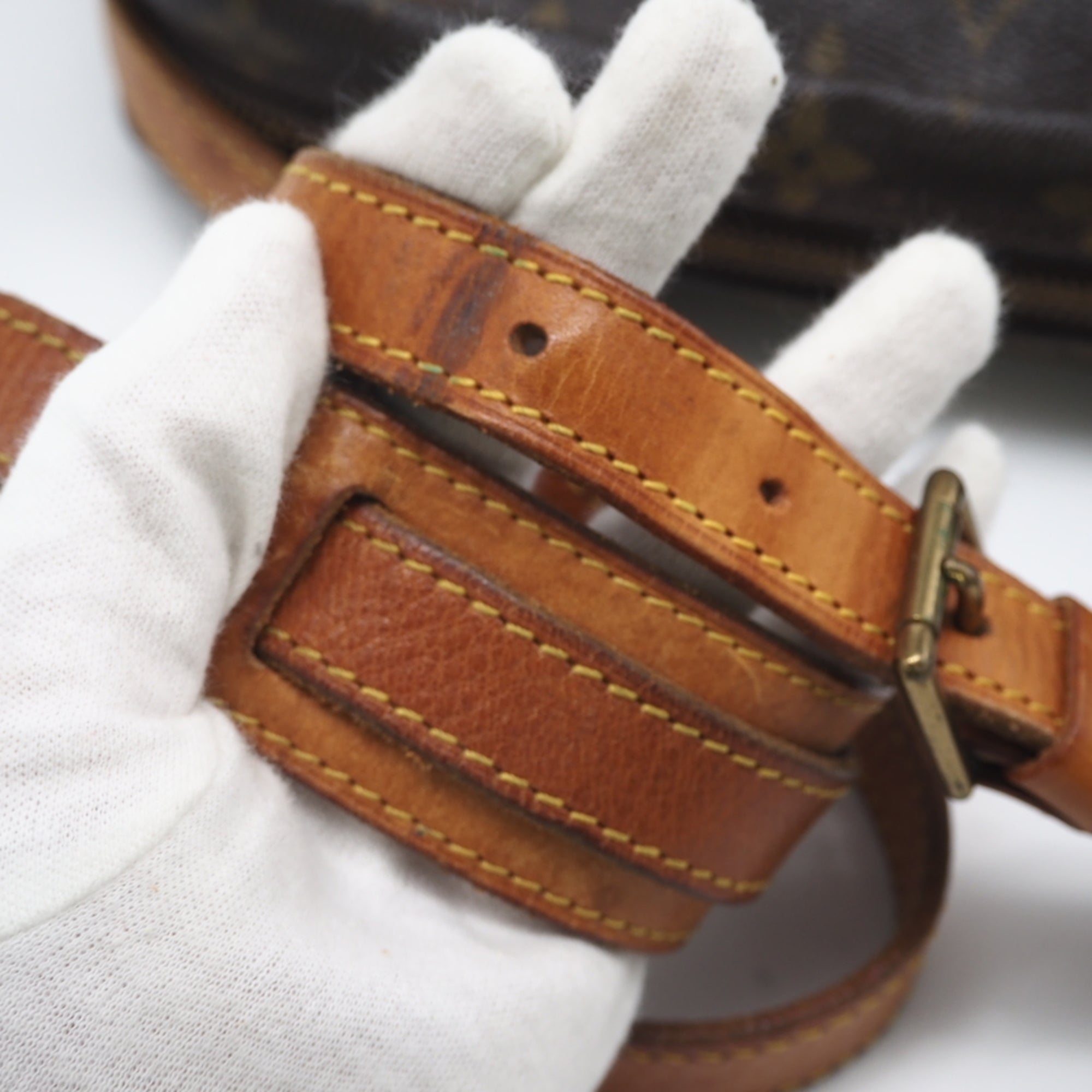 Louis Vuitton Brown Coated Canvas Leather Shoulder Bag (Pre-Owned)