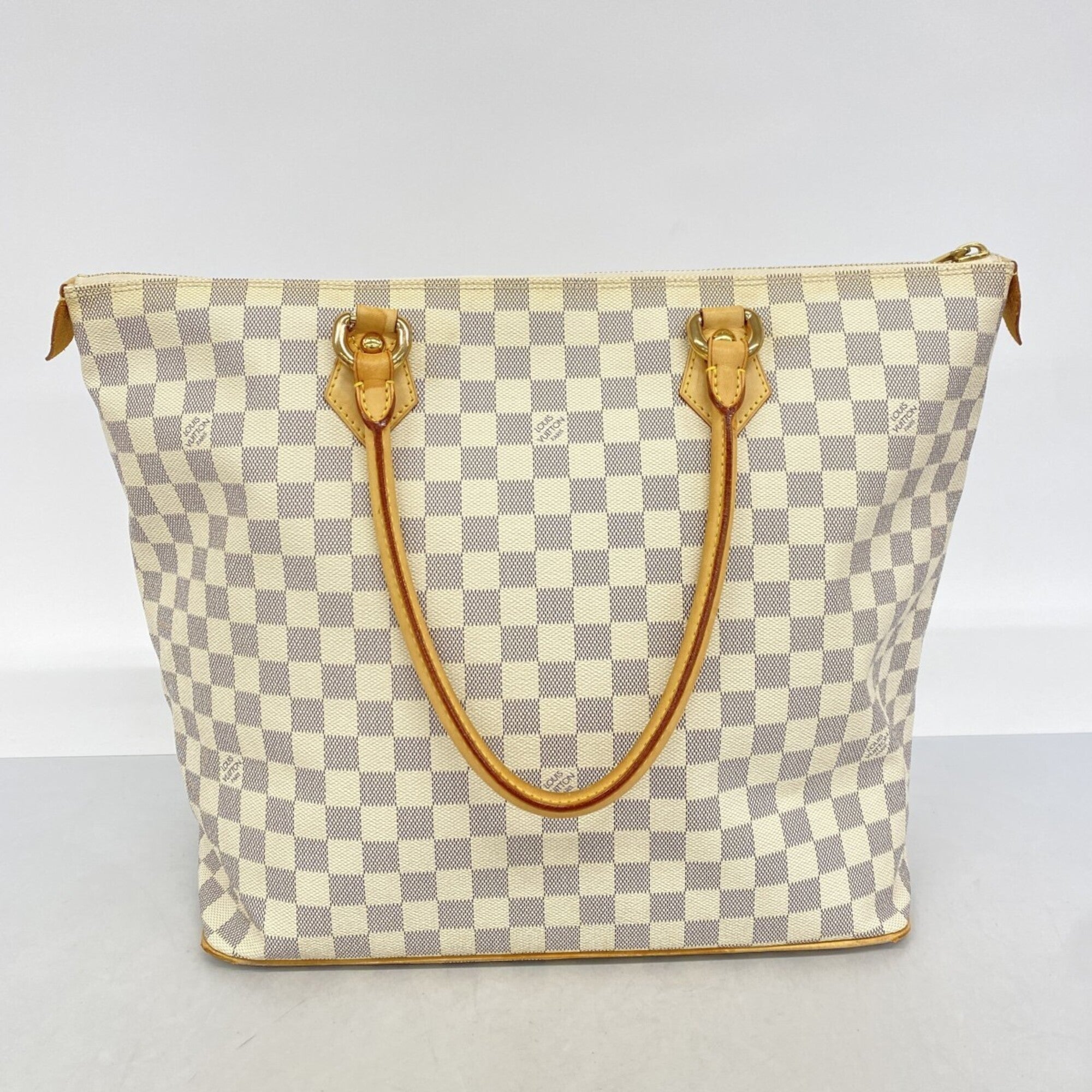 Louis Vuitton White Tote Bag (Pre-Owned)