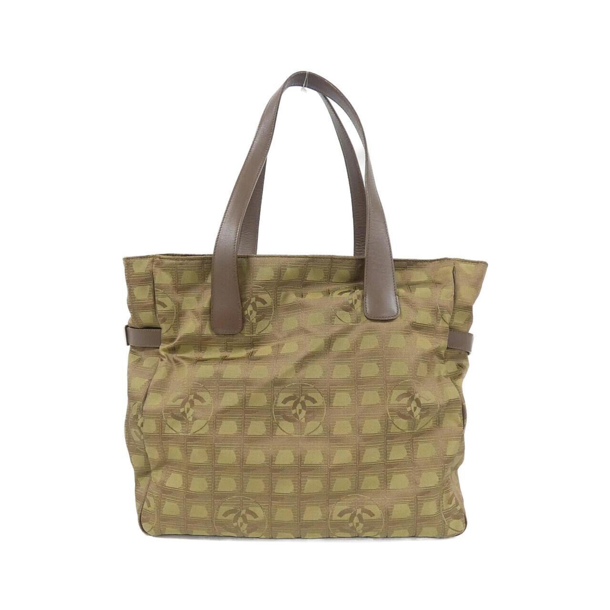 Chanel Khaki Nylon Shoulder Bag (Pre-Owned)