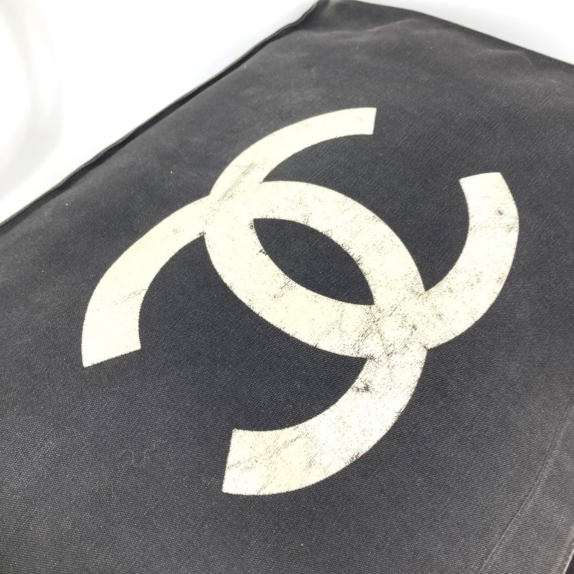 Chanel Black White Canvas Shoulder Bag Tote Bag (Pre-Owned)