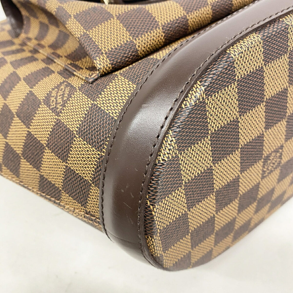 Louis Vuitton Ebene Handbag (Pre-Owned)