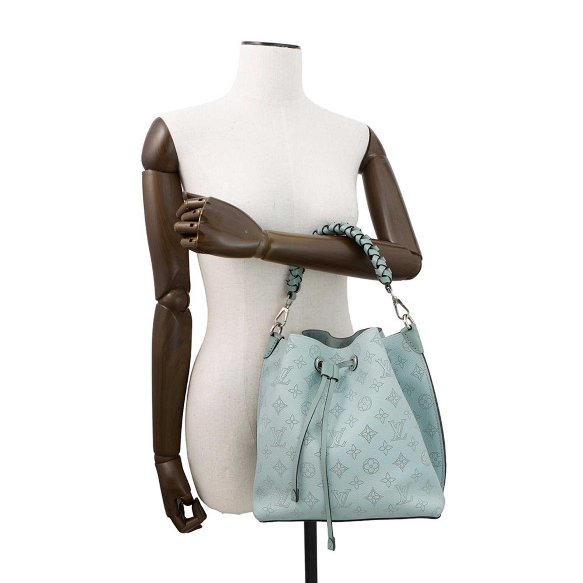 Louis Vuitton Light Blue Monogram Mahina Leather Handbag Shoulder Bag (Pre-Owned)