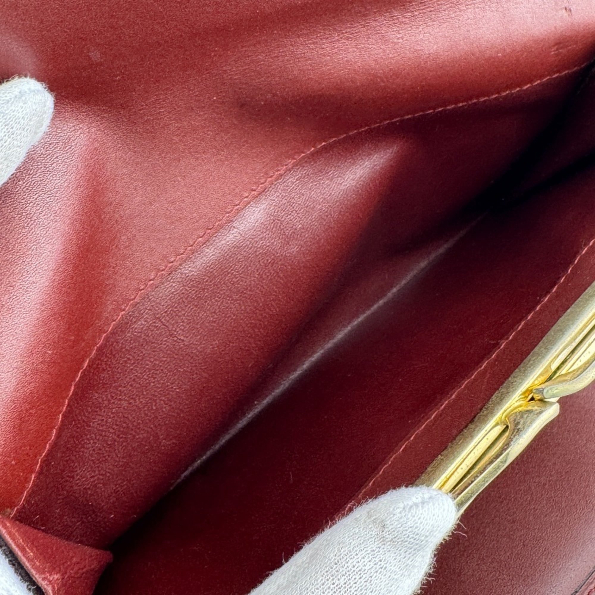 Cartier Must Red Color Leather Long Wallet (Bi-Fold) (Pre-Owned)