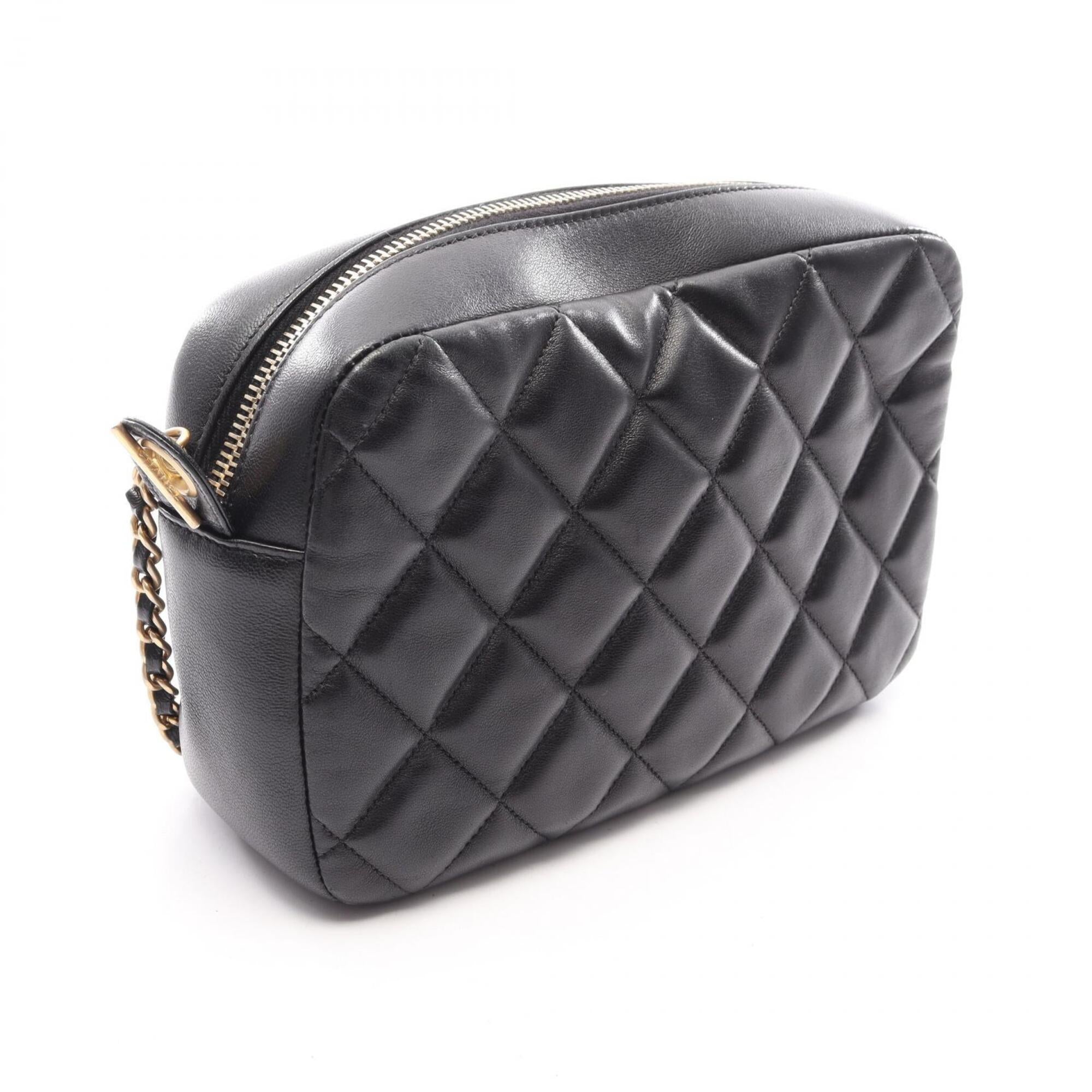 Chanel Black Leather Handbag Shoulder Bag (Pre-Owned)