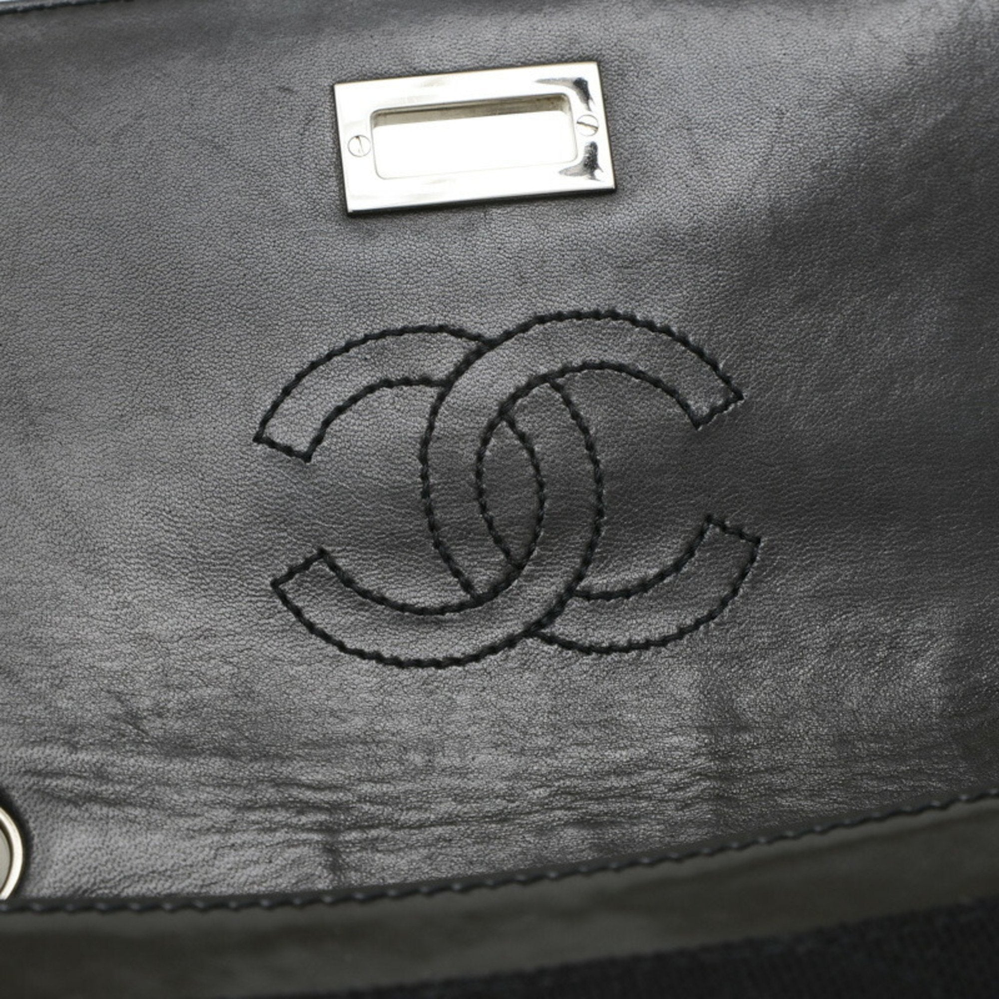Chanel Black Cotton Patent Leather Shoulder Bag (Pre-Owned)