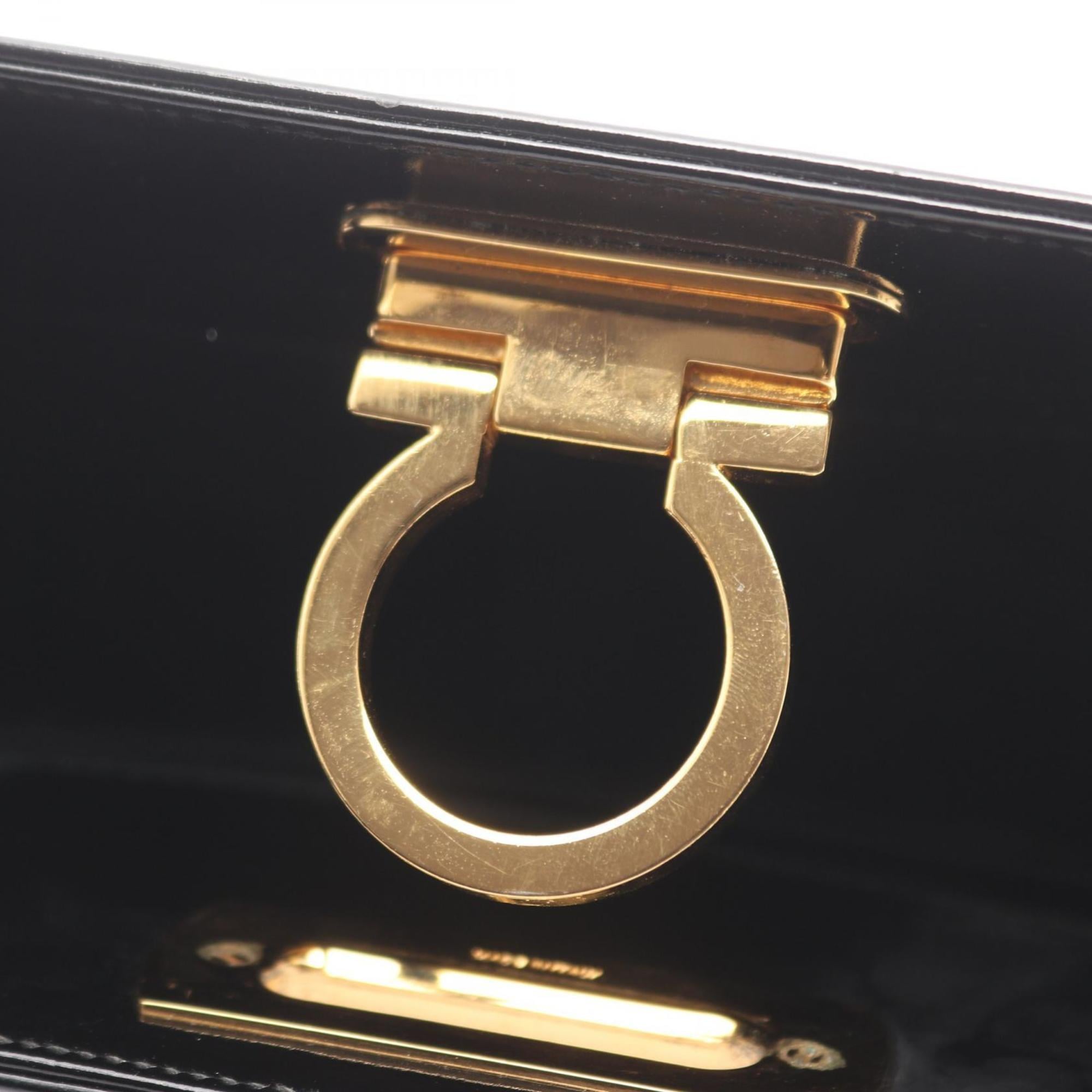 Salvatore Ferragamo Black Patent Leather Handbag Shoulder Bag (Pre-Owned)