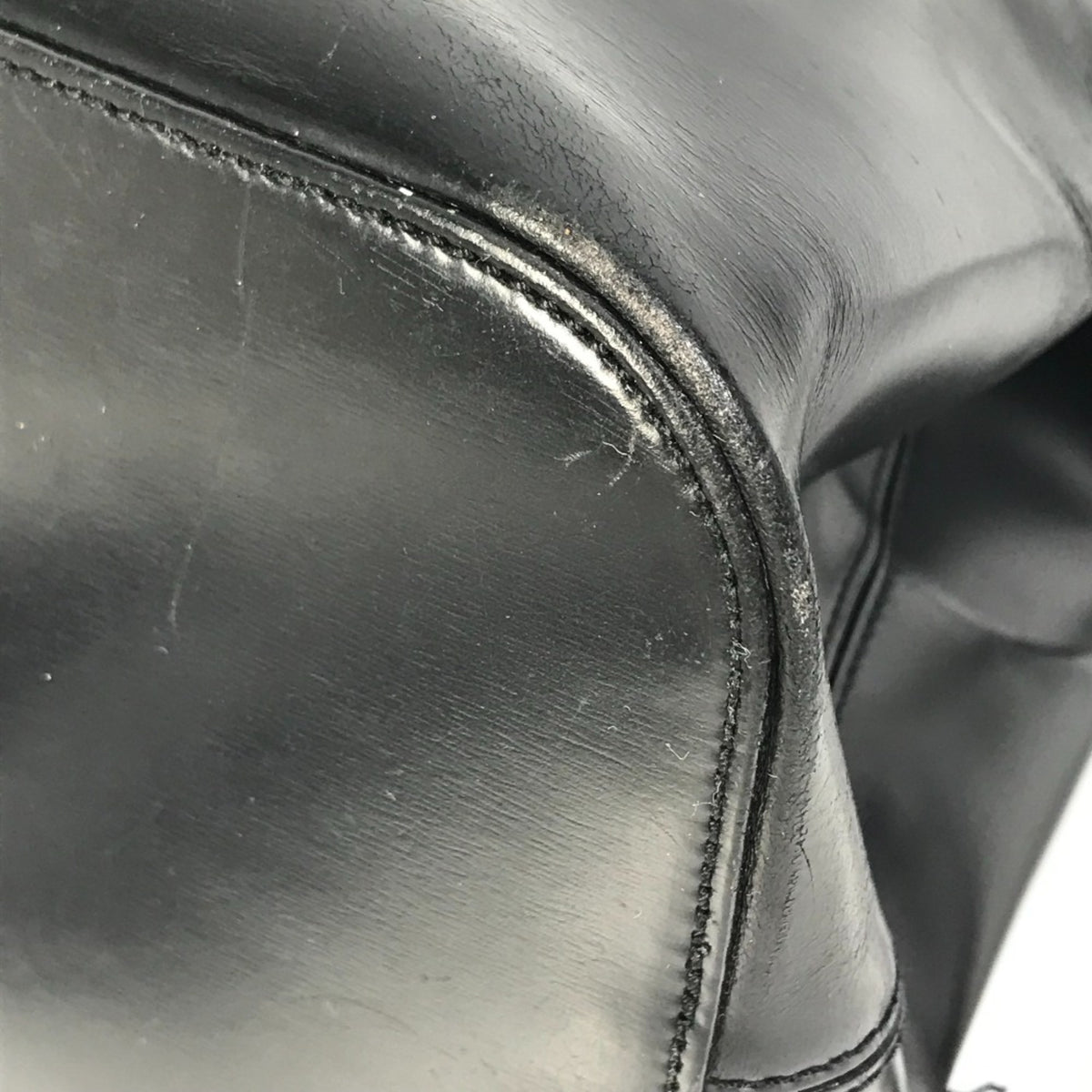 Cartier Black Leather Shoulder Bag (Pre-Owned)