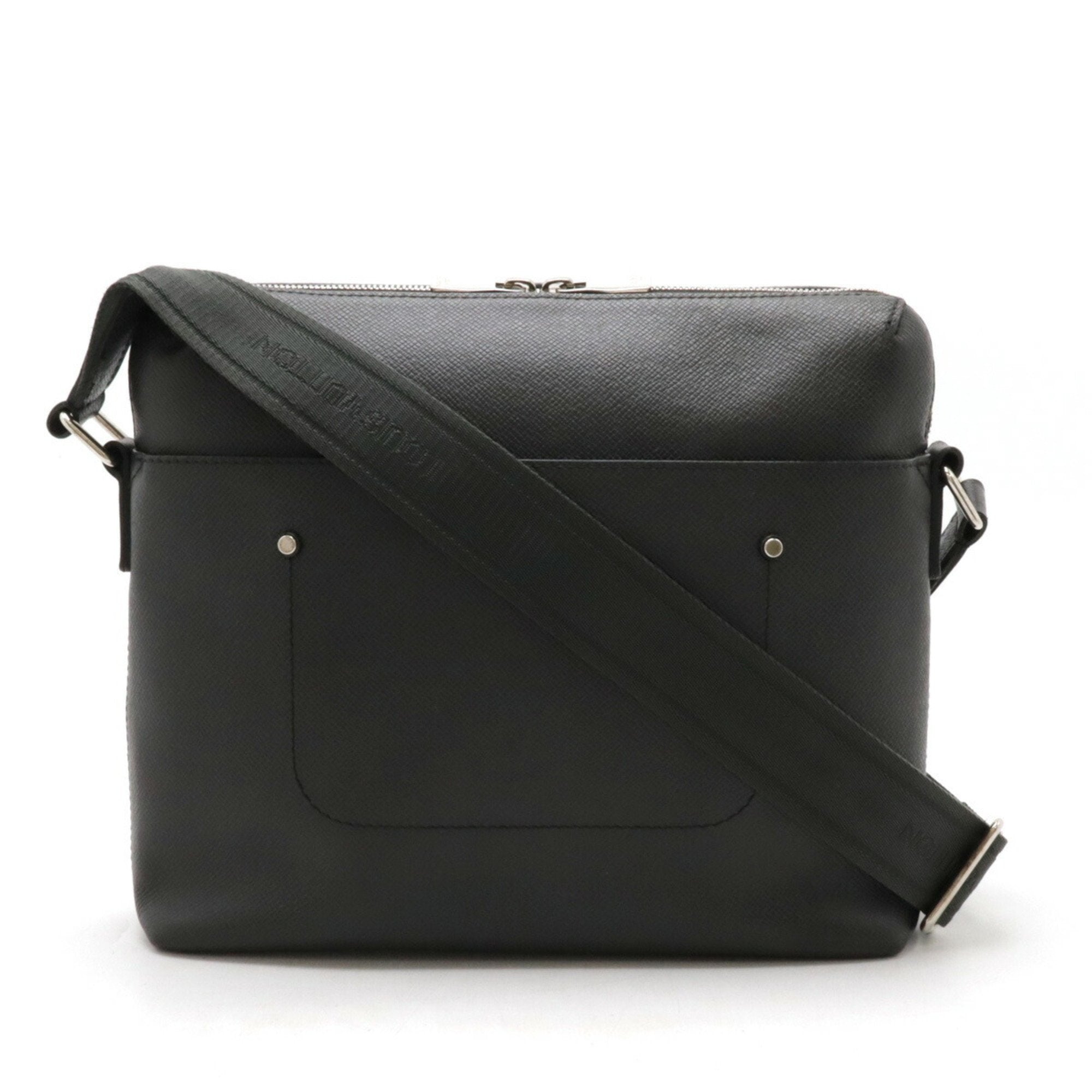 Louis Vuitton Ardoise Black Taiga Leather Shoulder Bag (Pre-Owned)