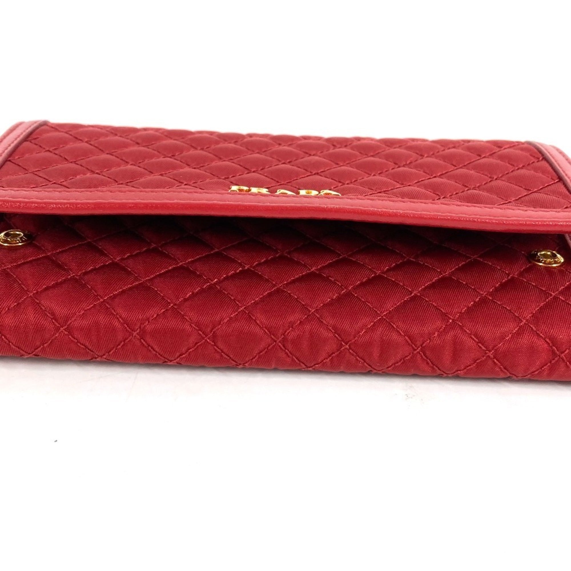 Prada Red Color Quilting Chain/Shoulder Wallet (Pre-Owned)