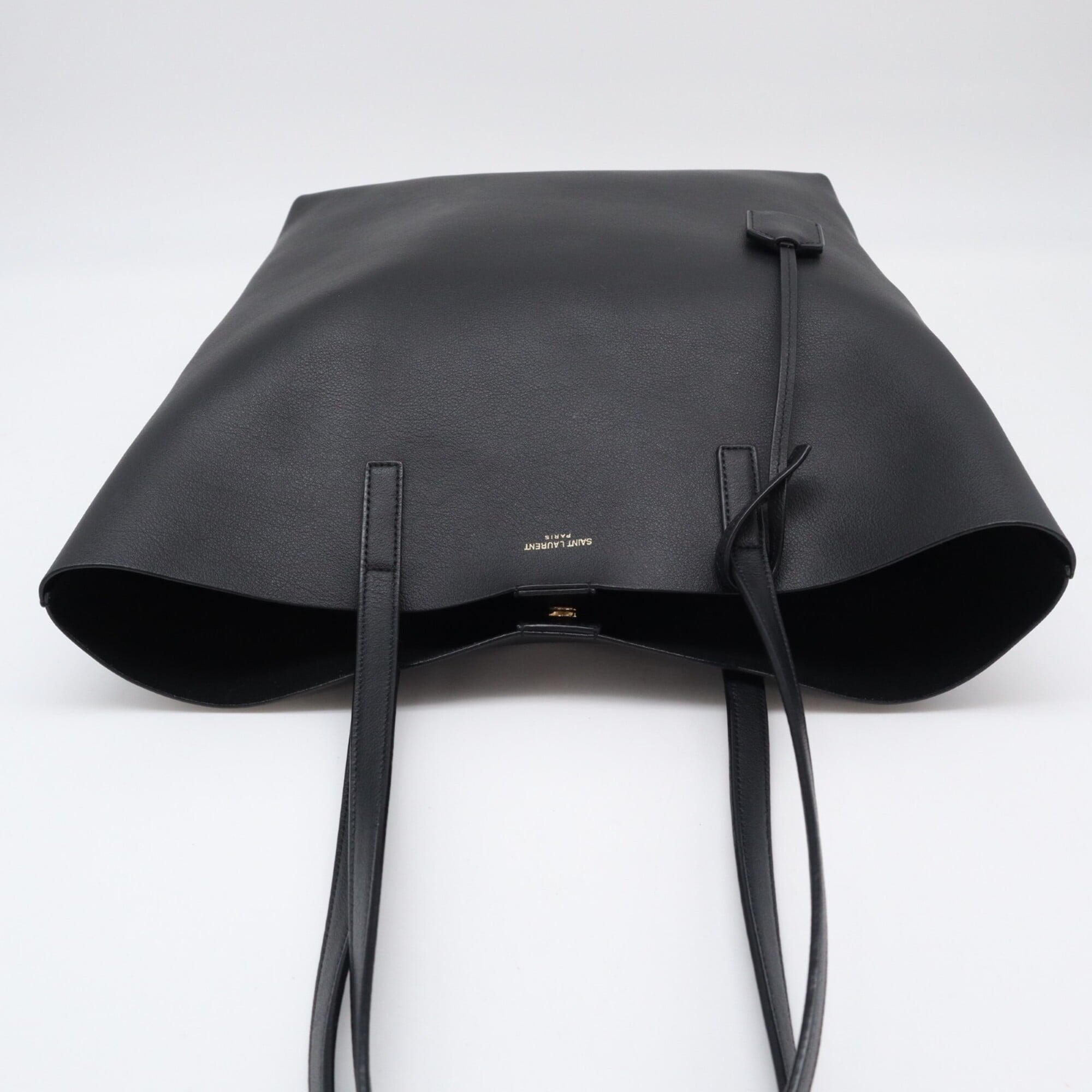 Yves Saint Laurent Black Leather Tote Bag (Pre-Owned)