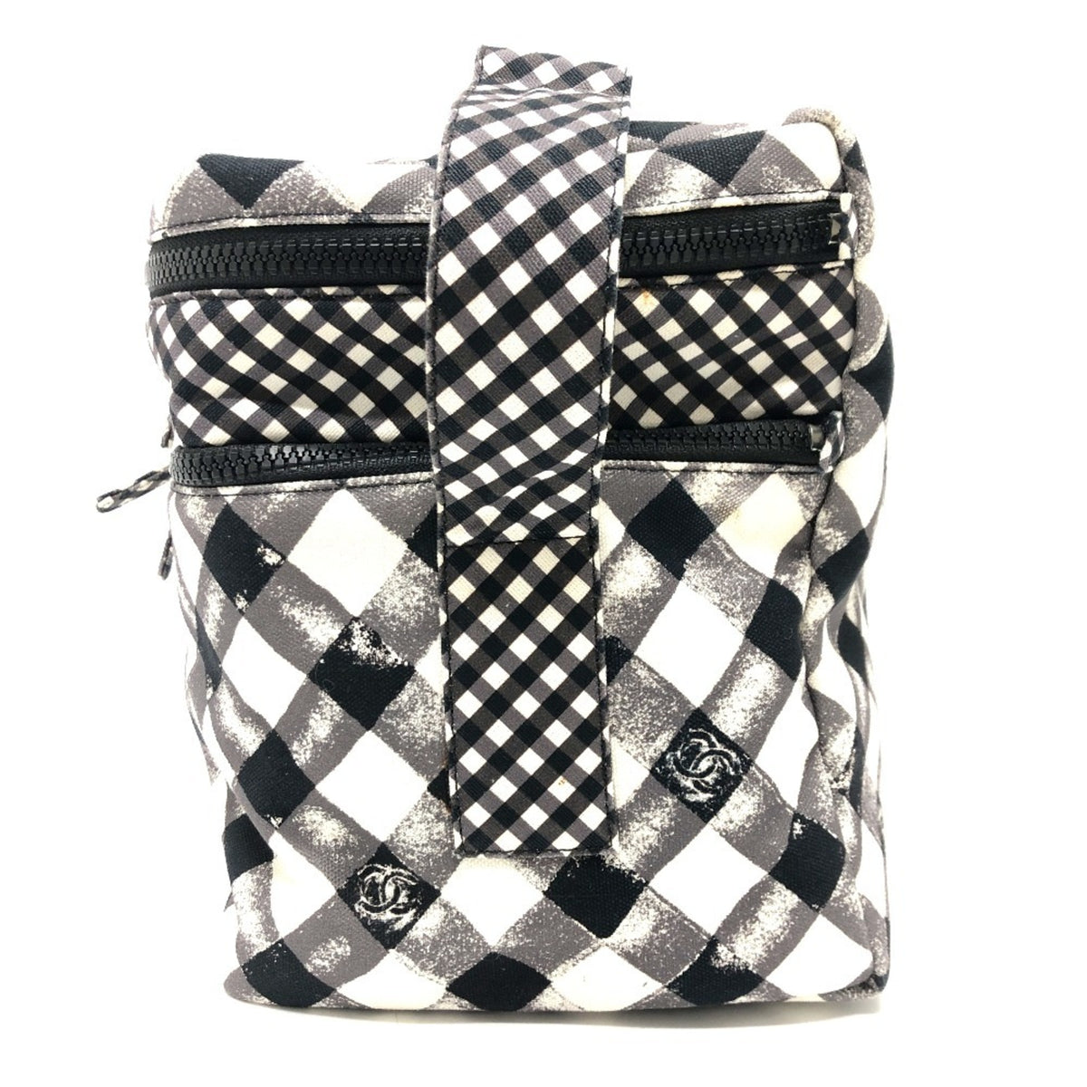 Chanel Black White Canvas Shoulder Bag (Pre-Owned)