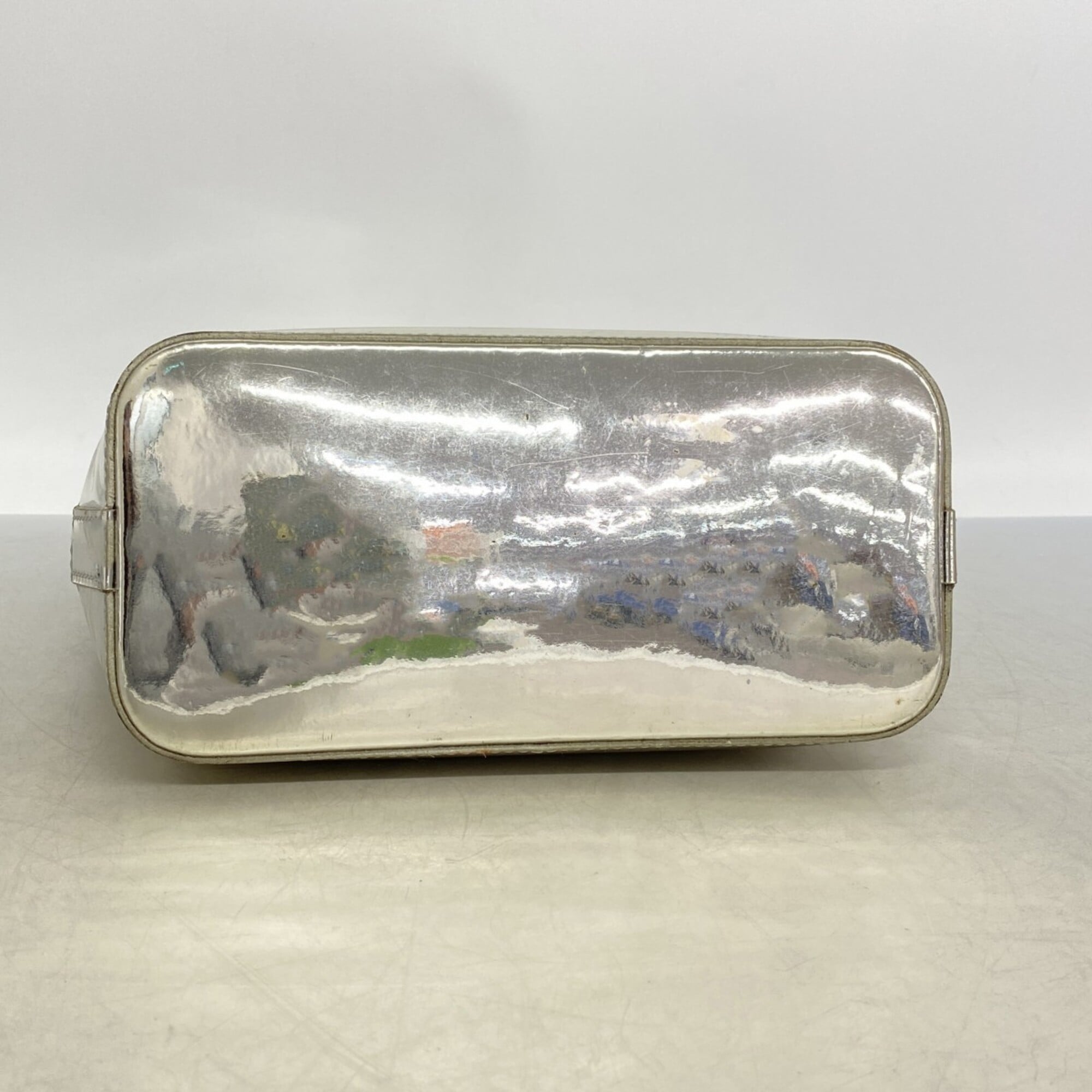 Louis Vuitton Argent Handbag (Pre-Owned)