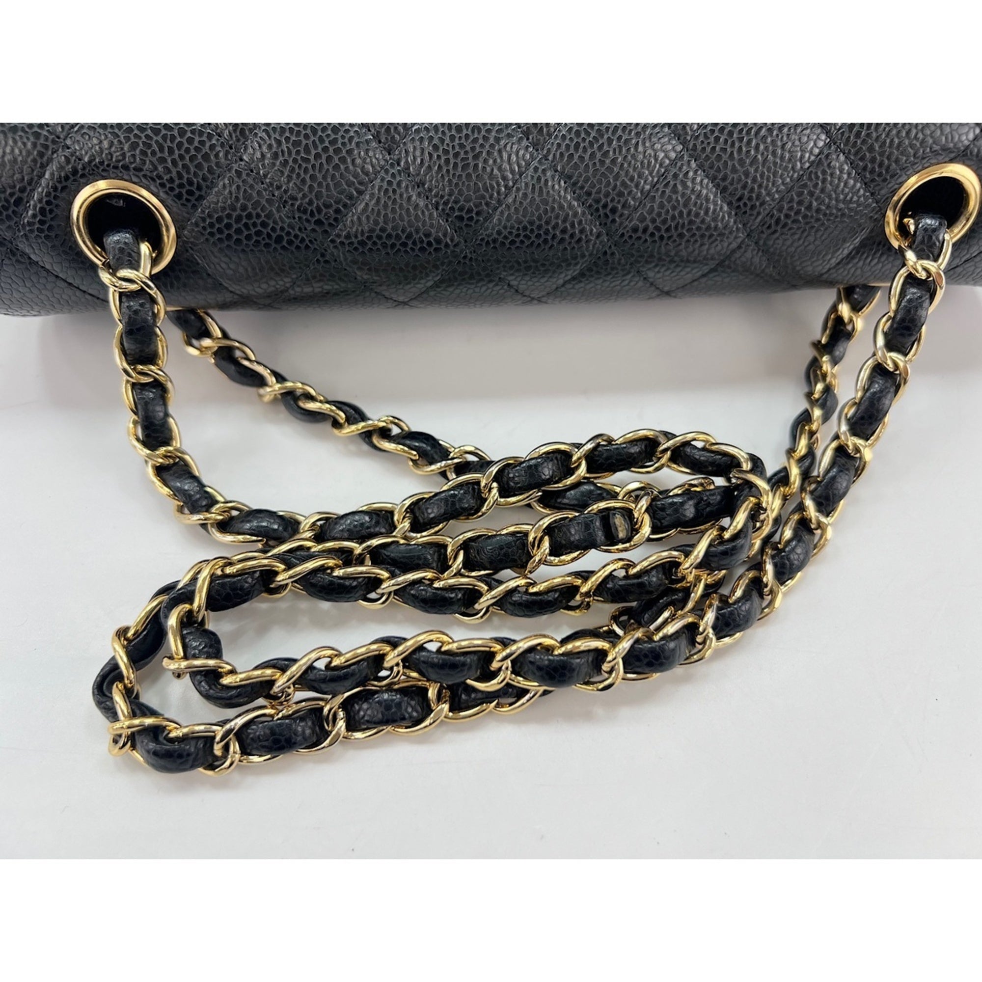 Chanel Matelasse Black Shoulder Bag (Pre-Owned)