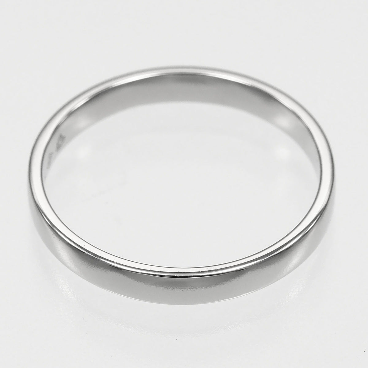 Chanel Platinum 950 Band Ring (Pre-Owned)