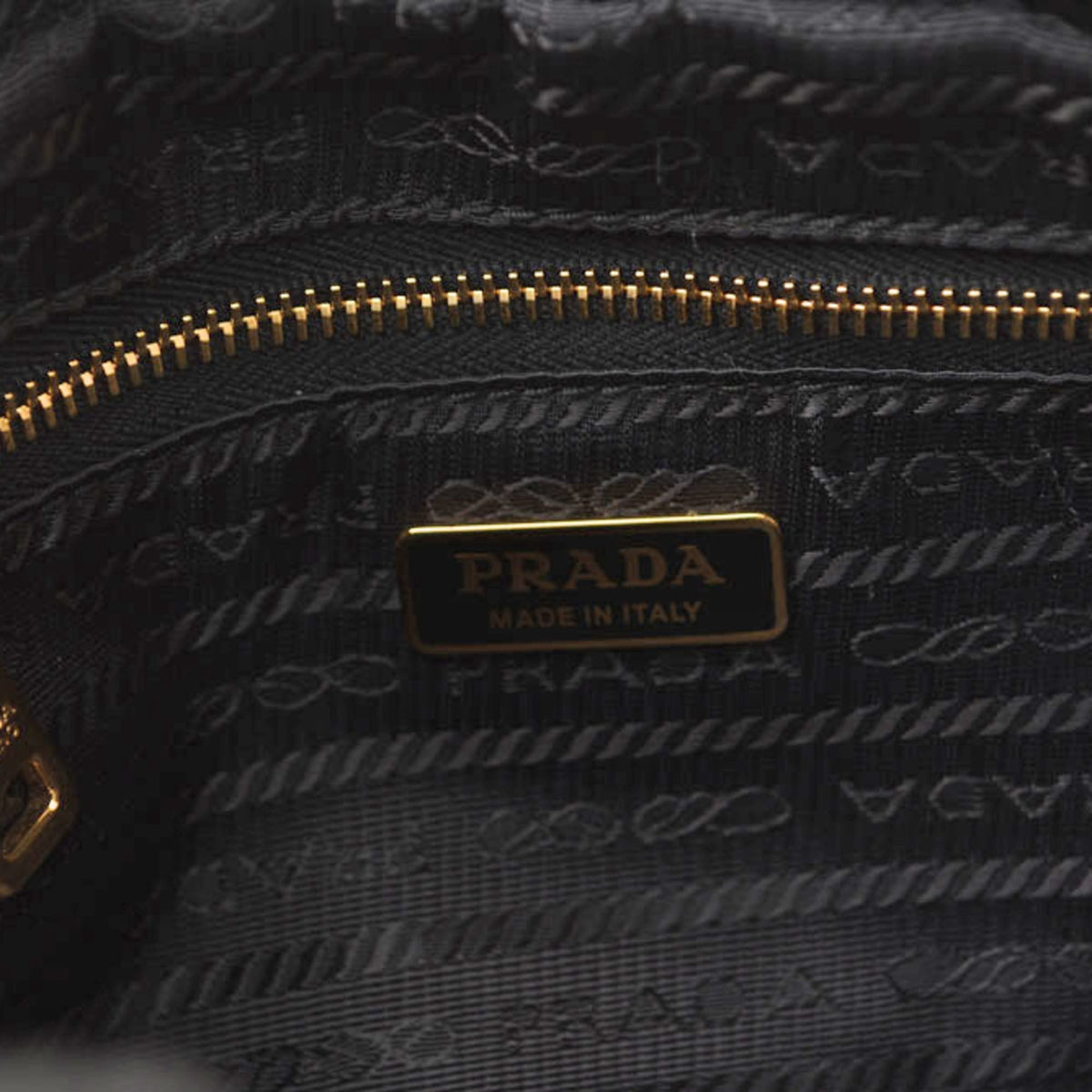 Prada Black Nero Nylon Pouch (Pre-Owned)