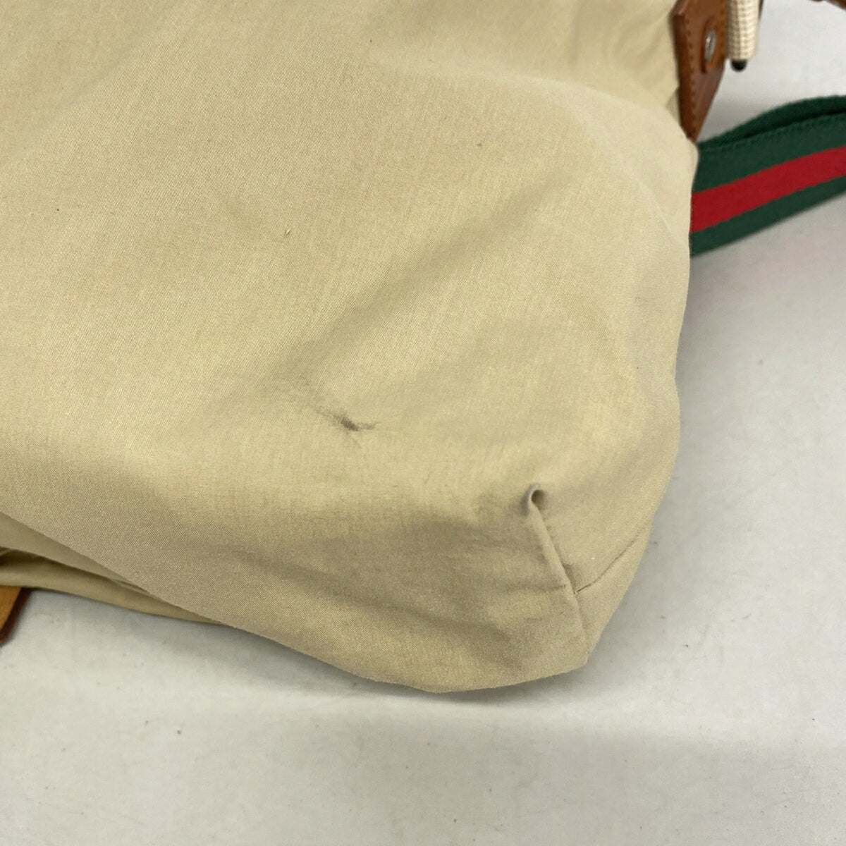Gucci Beige Nylon Shoulder Bag (Pre-Owned)
