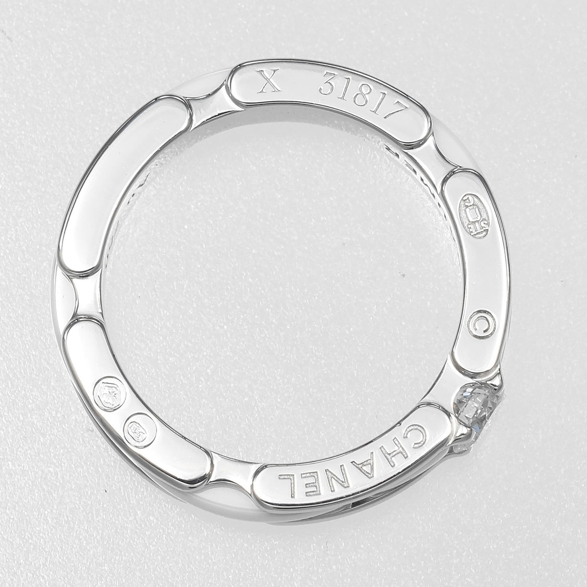 Chanel White Gold (18K) Ceramic Band Ring (Pre-Owned)