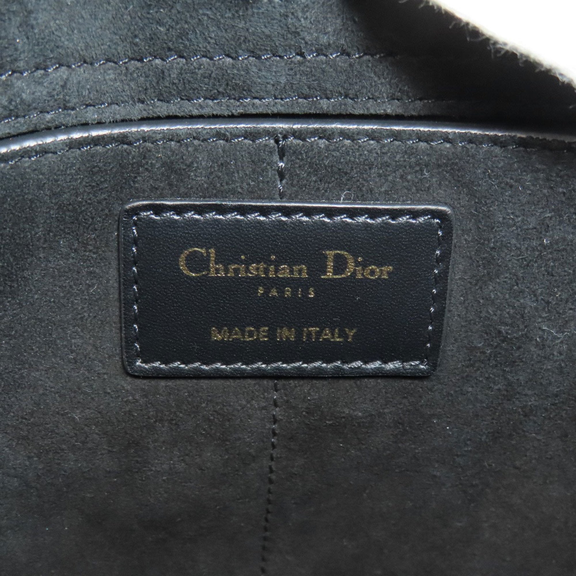 Christian Dior Black Leather Shoulder Bag (Pre-Owned)