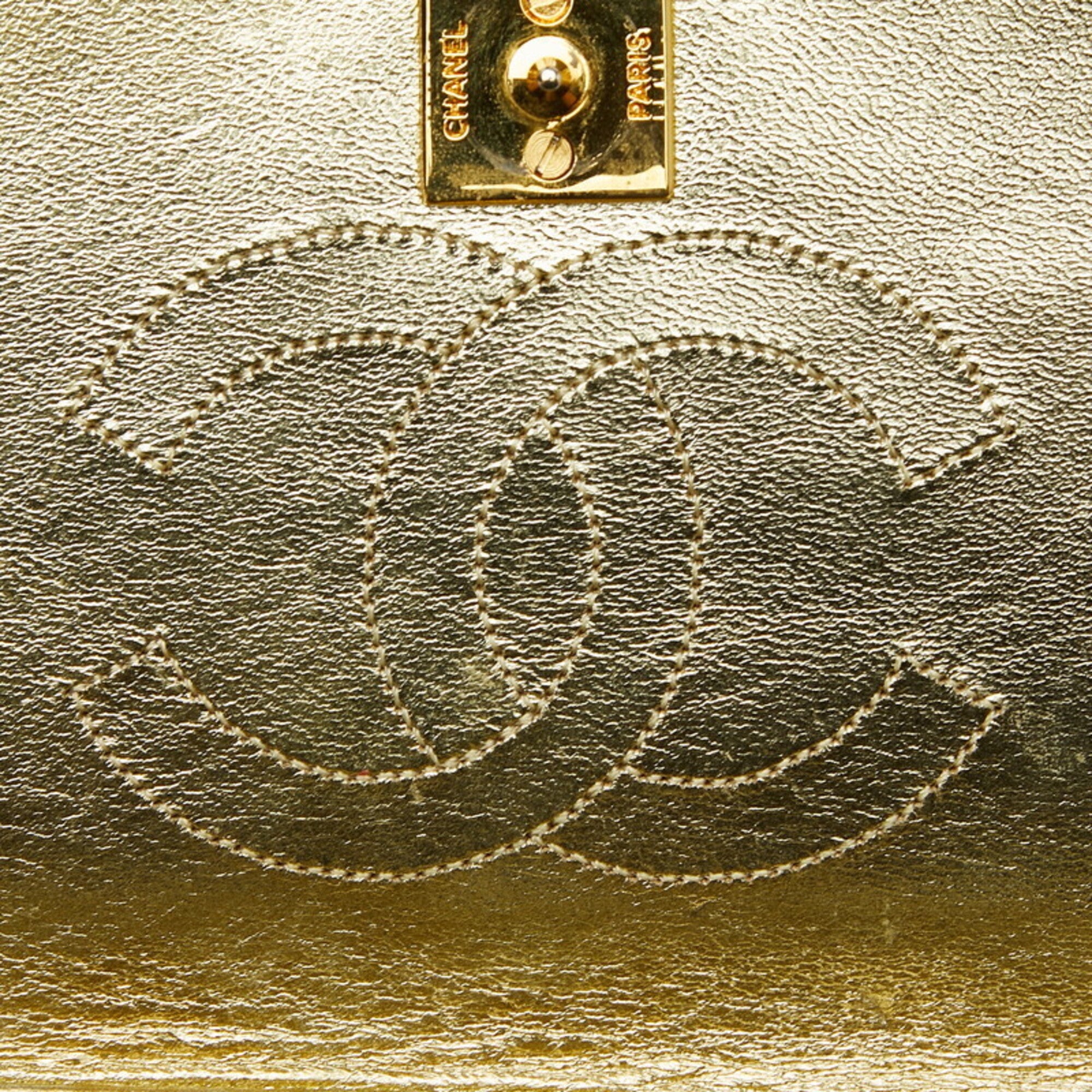 Chanel Gold Leather Shoulder Bag (Pre-Owned)