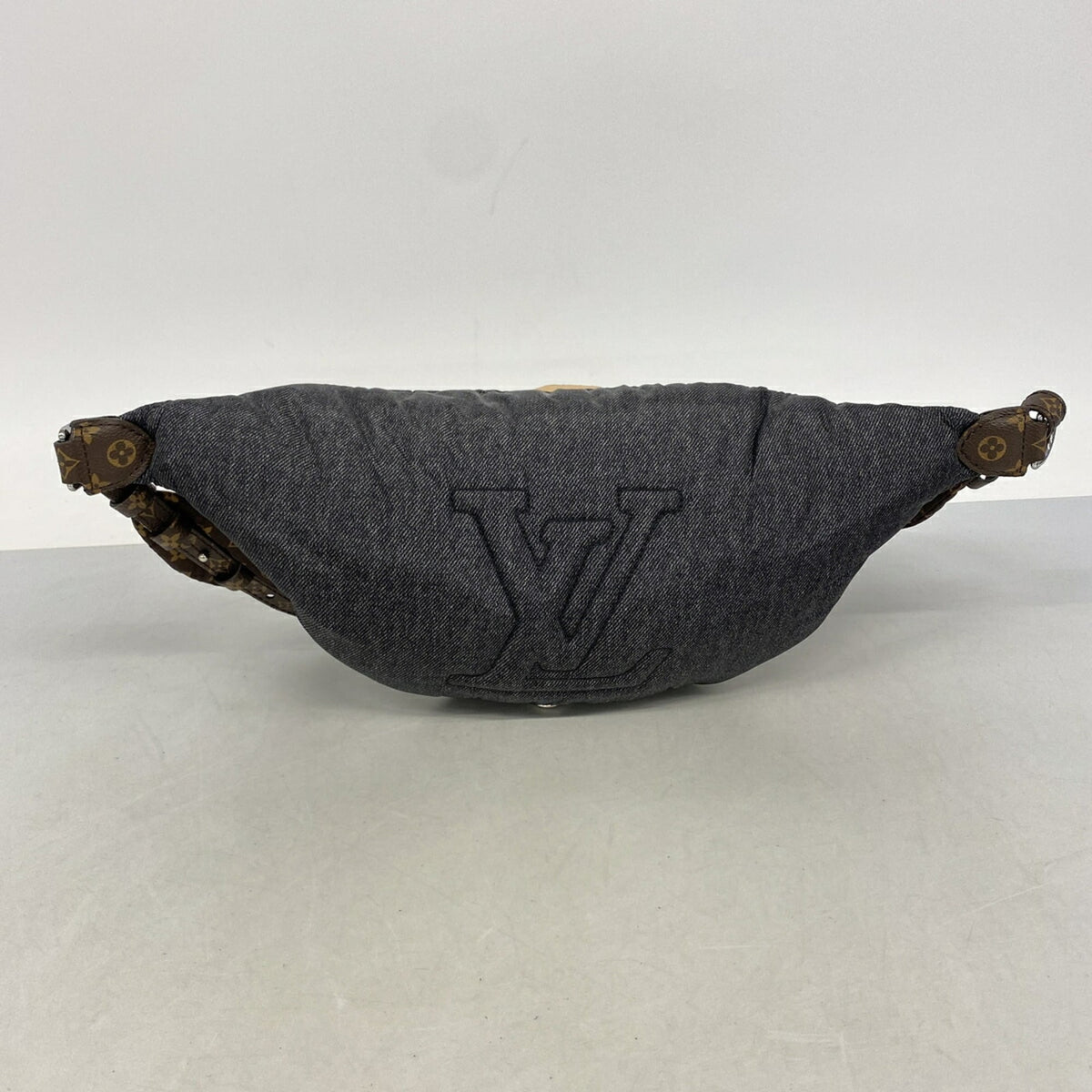 Louis Vuitton Brown Navy Sling Bag (Pre-Owned)