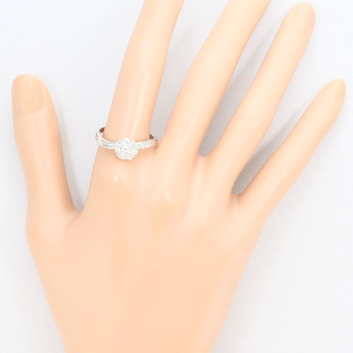 Unbranded Platinum Platinum 900 Band Ring (Pre-Owned)