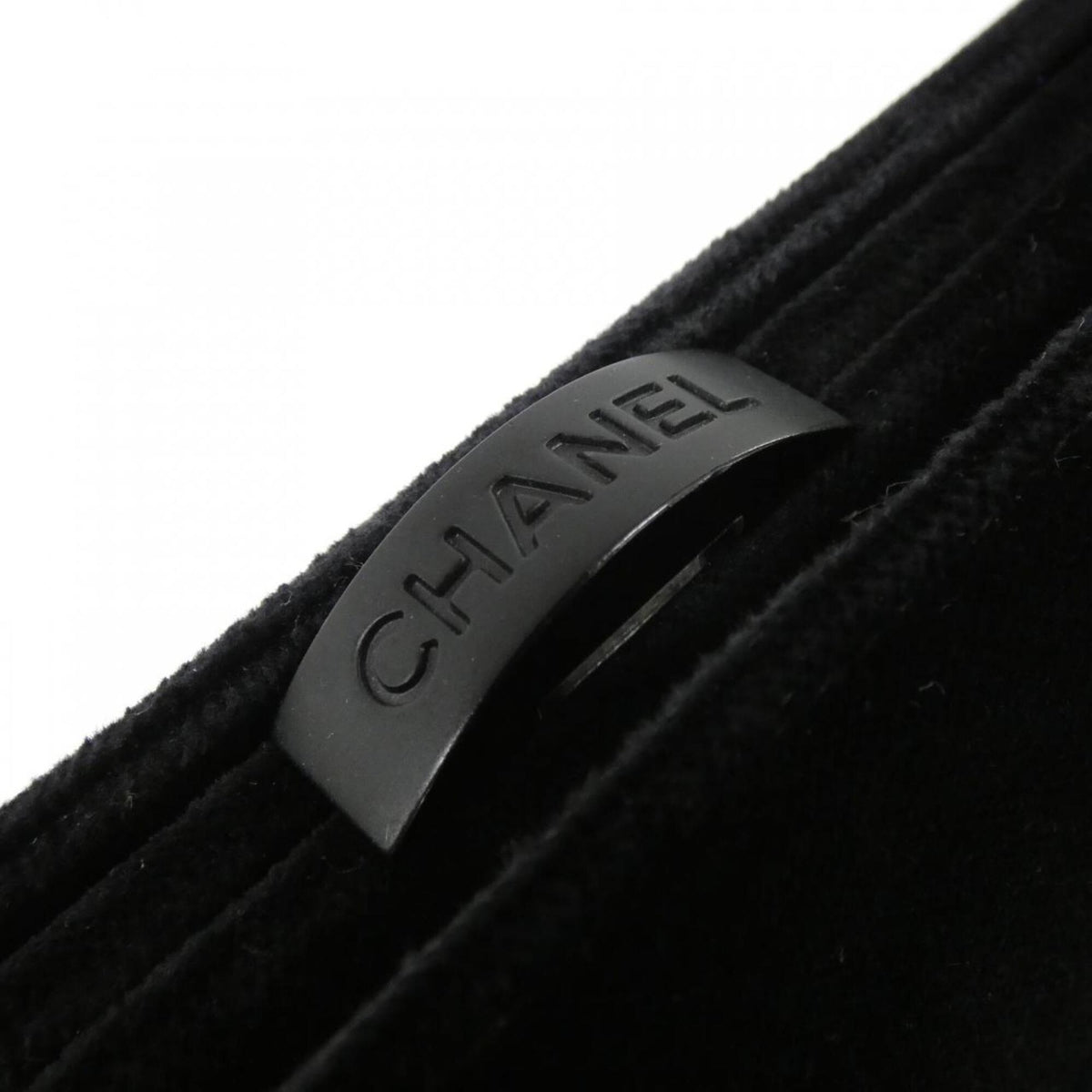 Chanel Black Handbag (Pre-Owned)