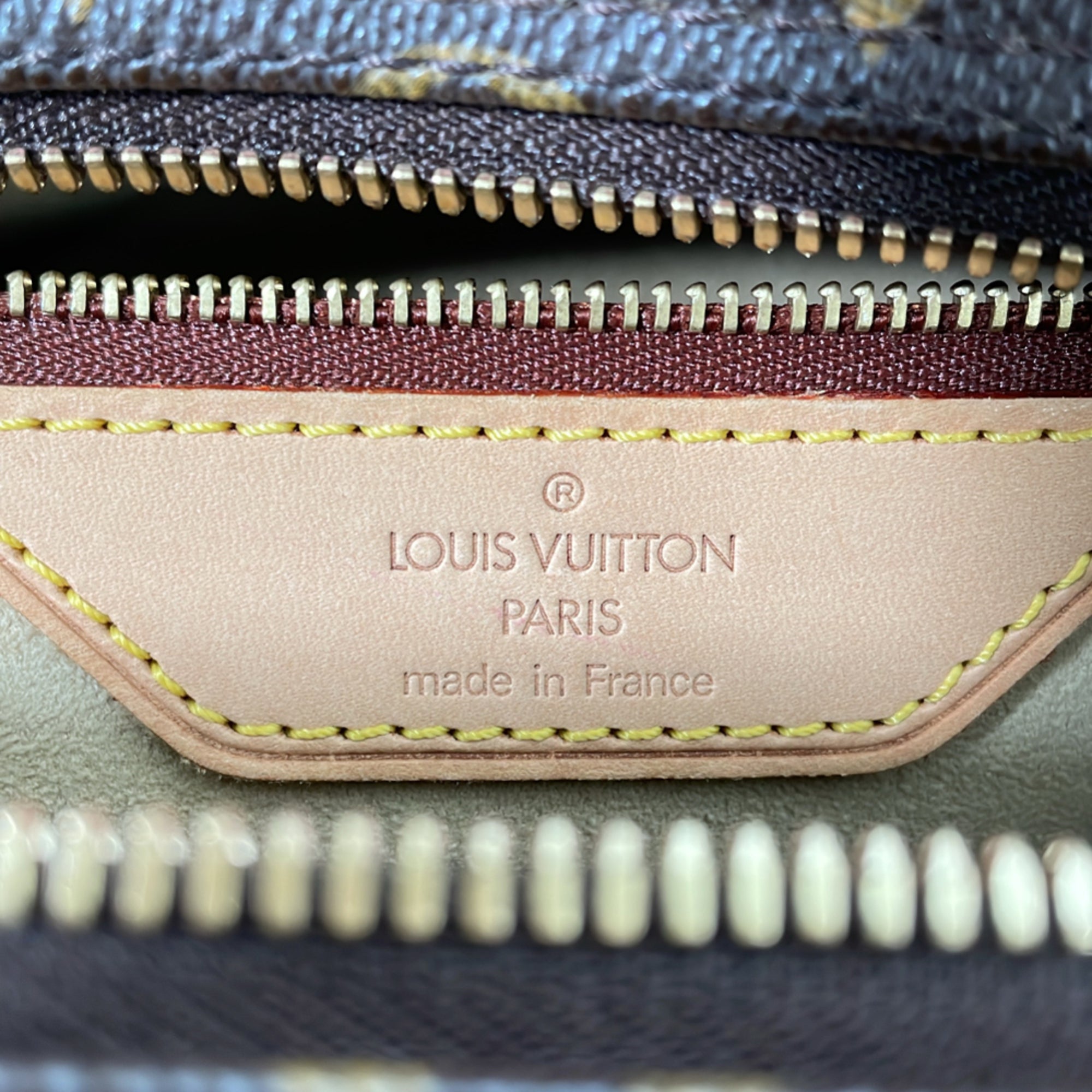 Louis Vuitton Brown Monogram Monogram Shoulder Bag (Pre-Owned)