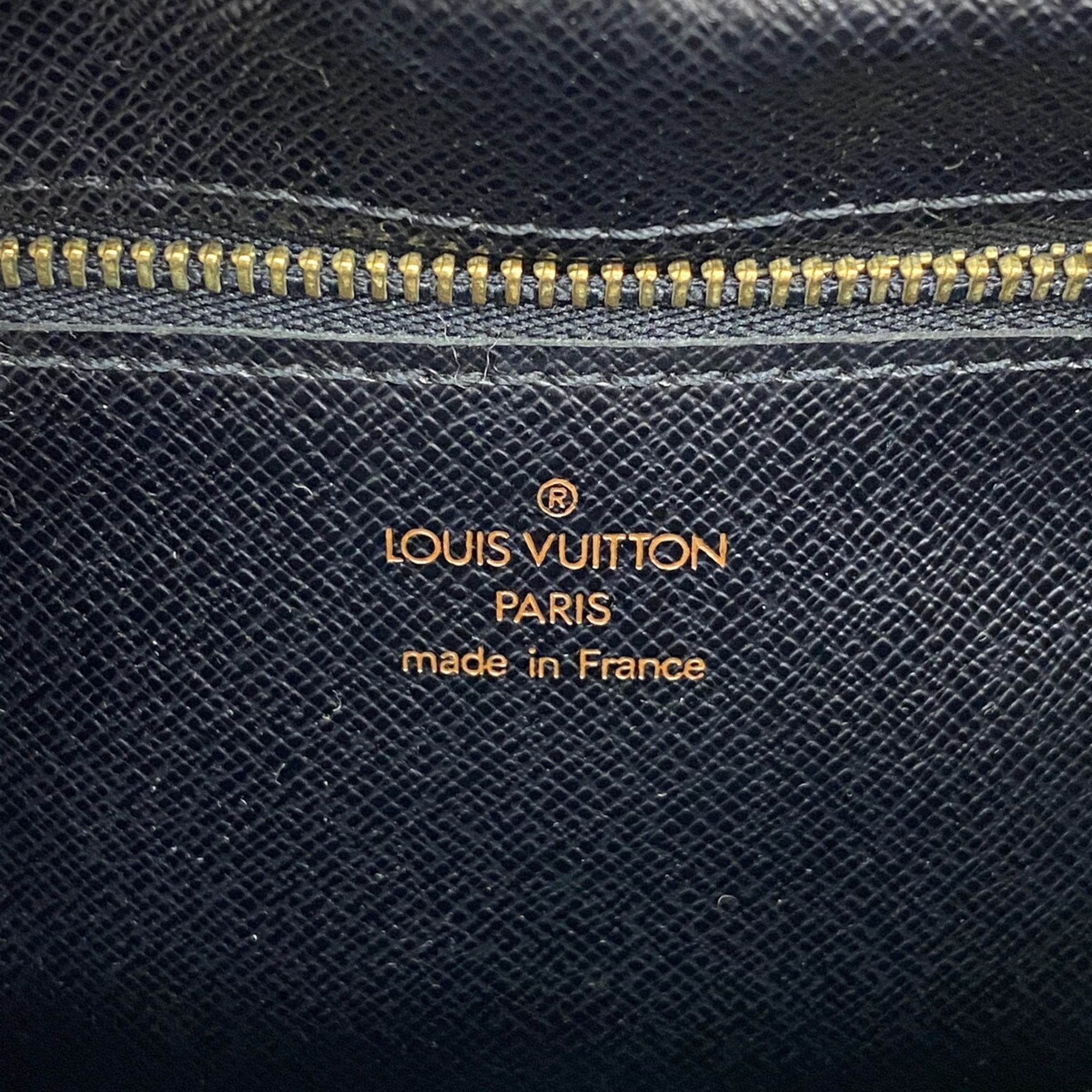 Louis Vuitton Borneo Green Shoulder Bag (Pre-Owned)