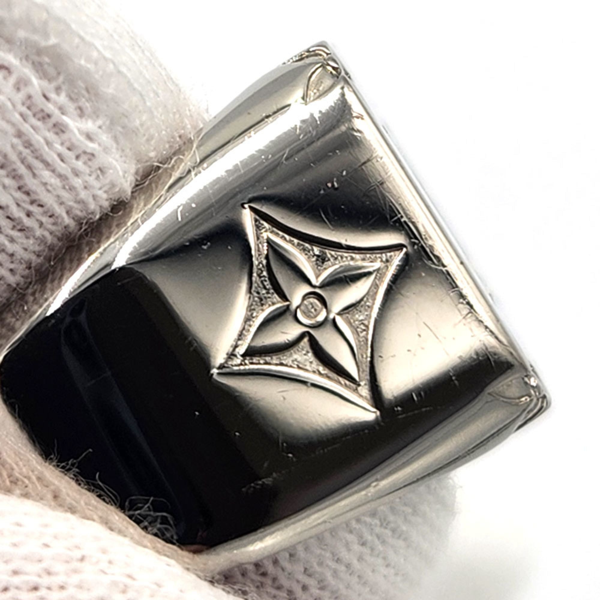 Louis Vuitton Silver Metal Band Ring (Pre-Owned)