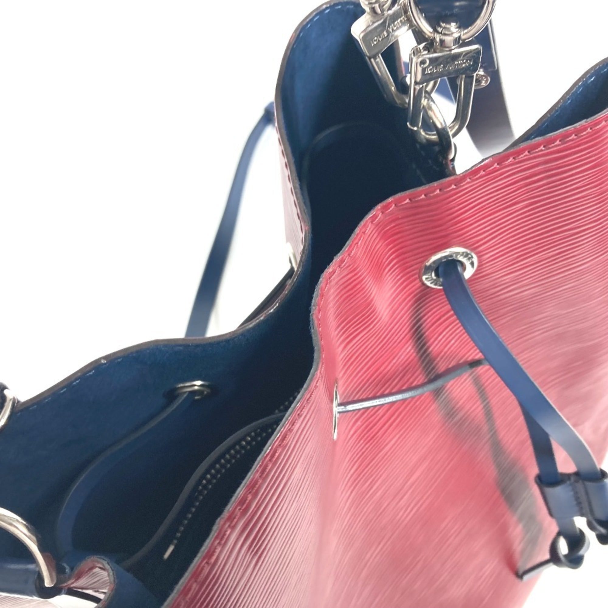 Louis Vuitton Blue Wine Epi Leather Handbag Shoulder Bag (Pre-Owned)