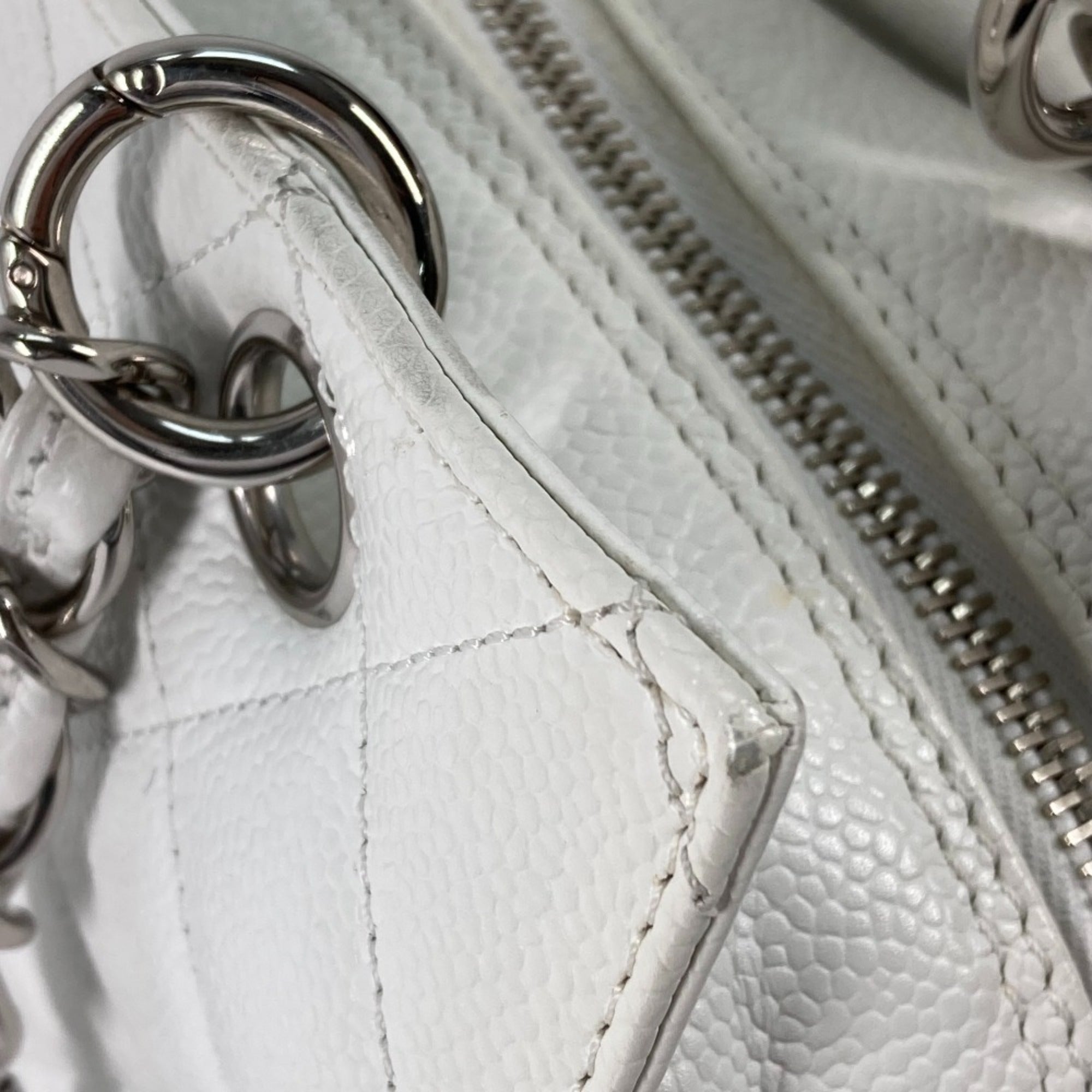 Chanel Matelasse Silver White Caviar Leather Shoulder Bag Tote Bag (Pre-Owned)