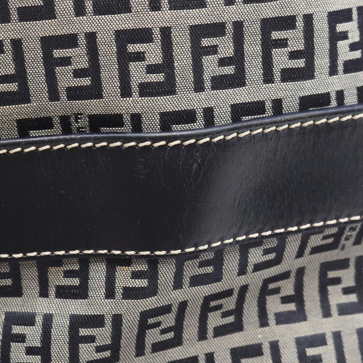 Fendi Gray Navy Canvas Leather Handbag Shoulder Bag (Pre-Owned)