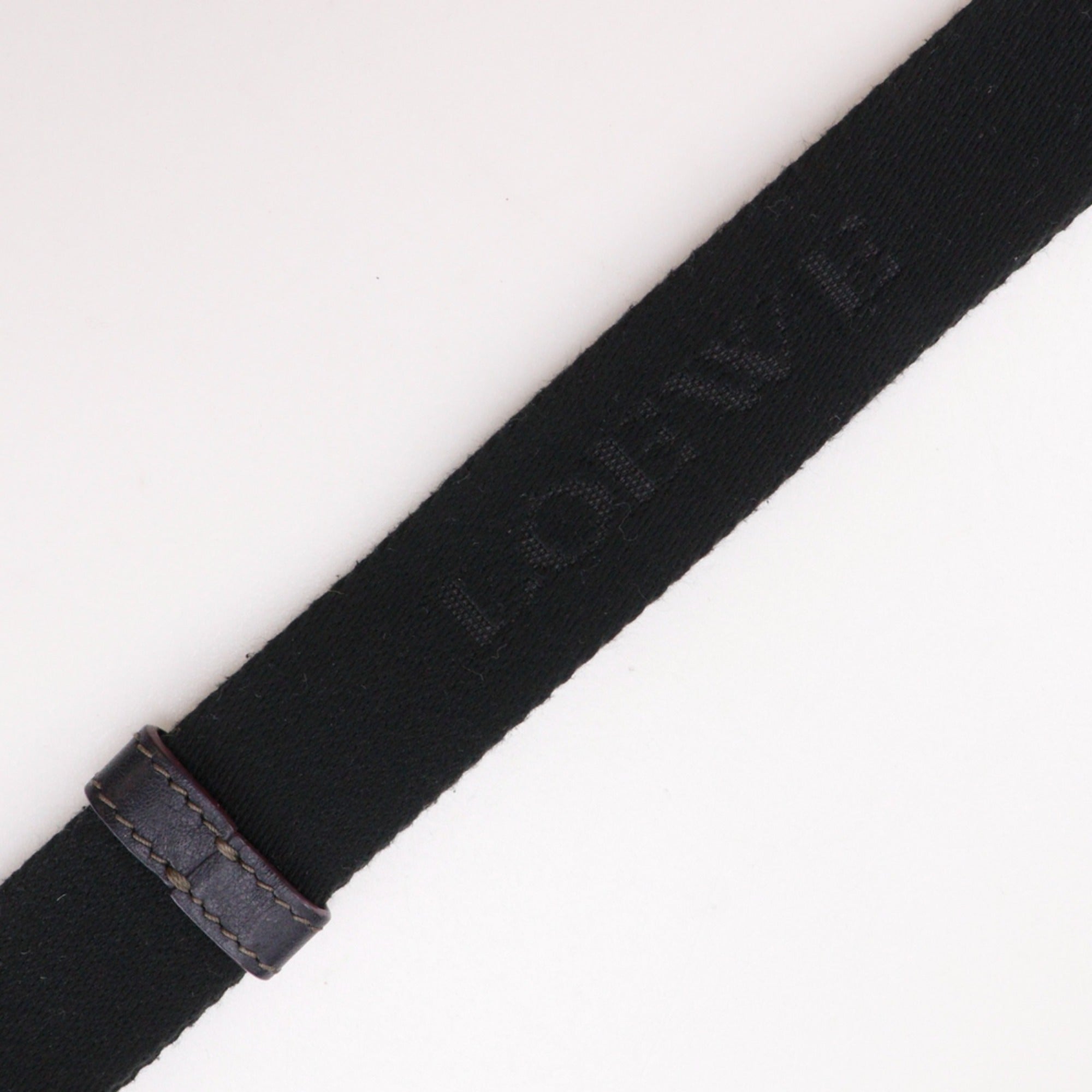 Loewe Black Leather Shoulder Bag (Pre-Owned)