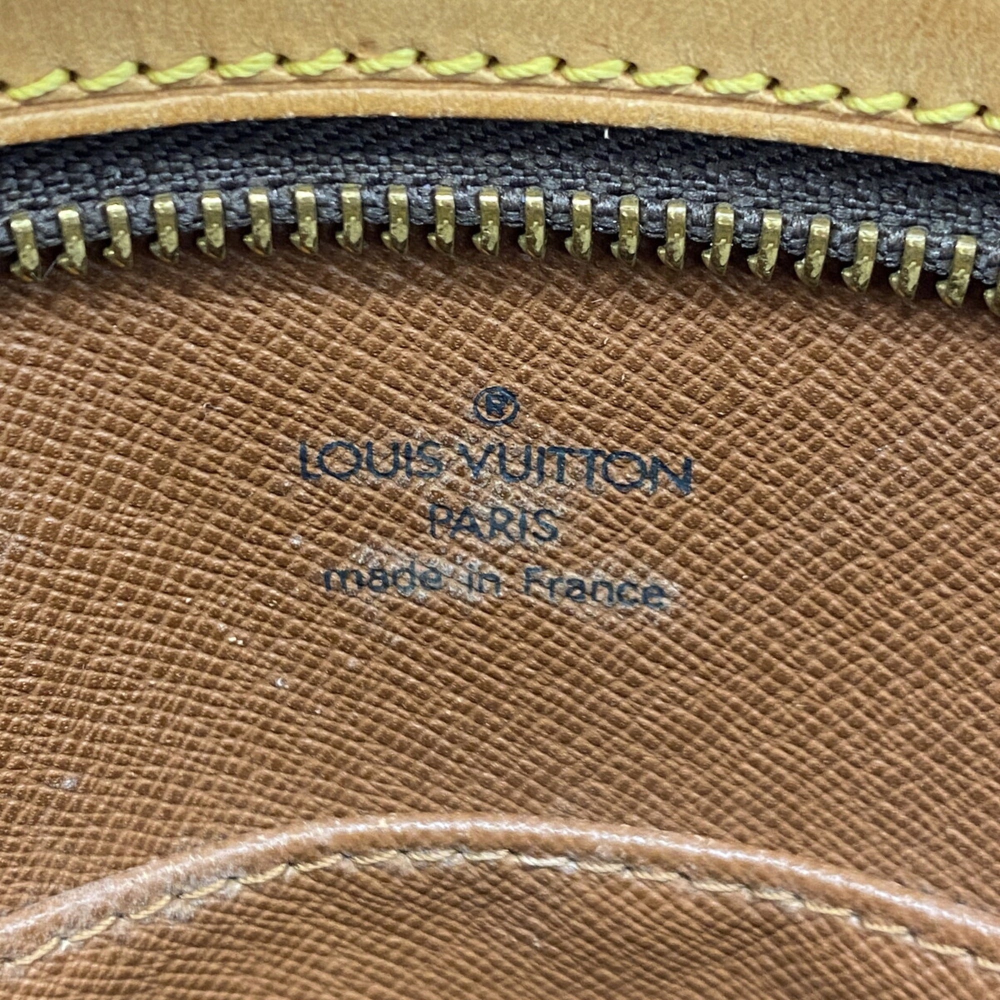 Louis Vuitton Brown Shoulder Bag (Pre-Owned)