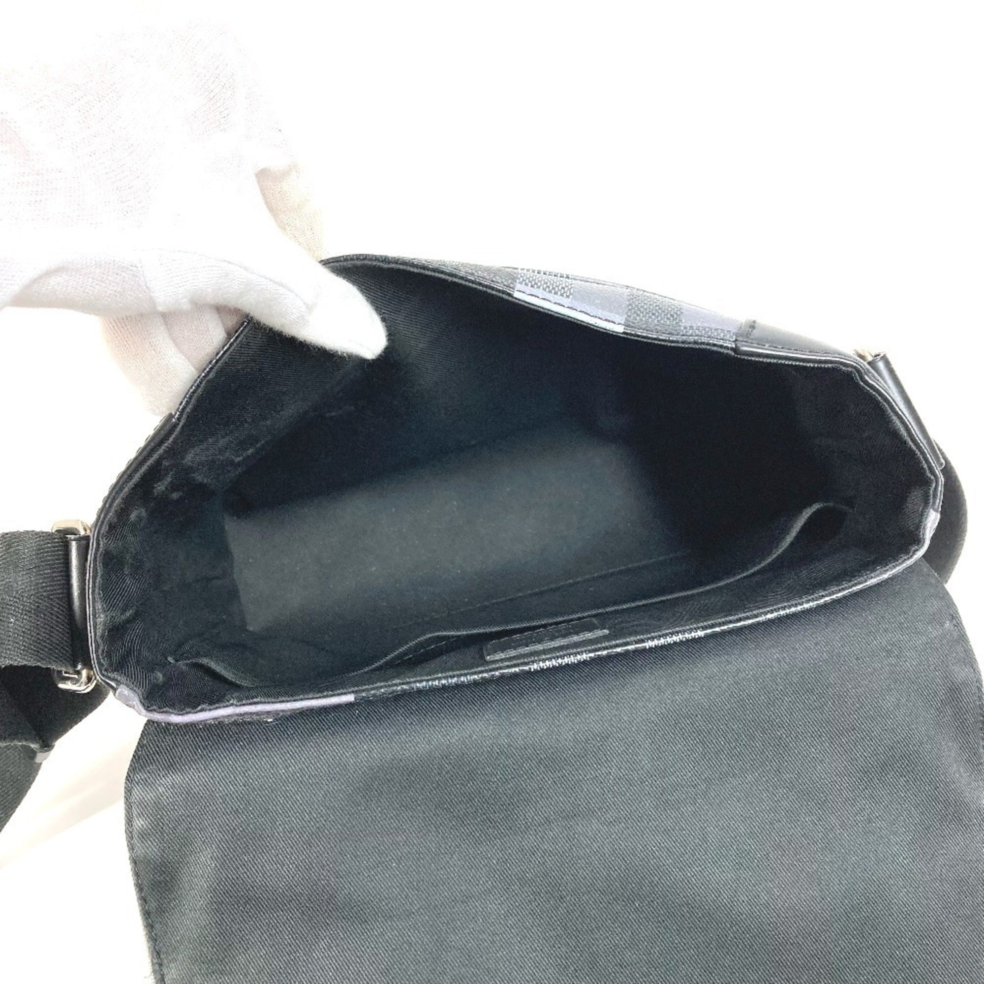 Louis Vuitton Black Damier Graphite Shoulder Bag (Pre-Owned)