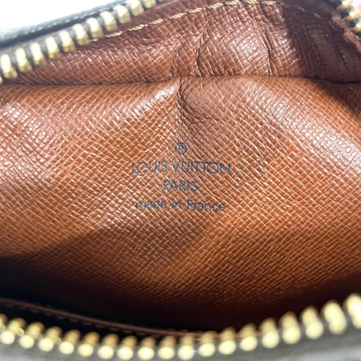 Louis Vuitton Brown Monogram Canvas Shoulder Bag (Pre-Owned)