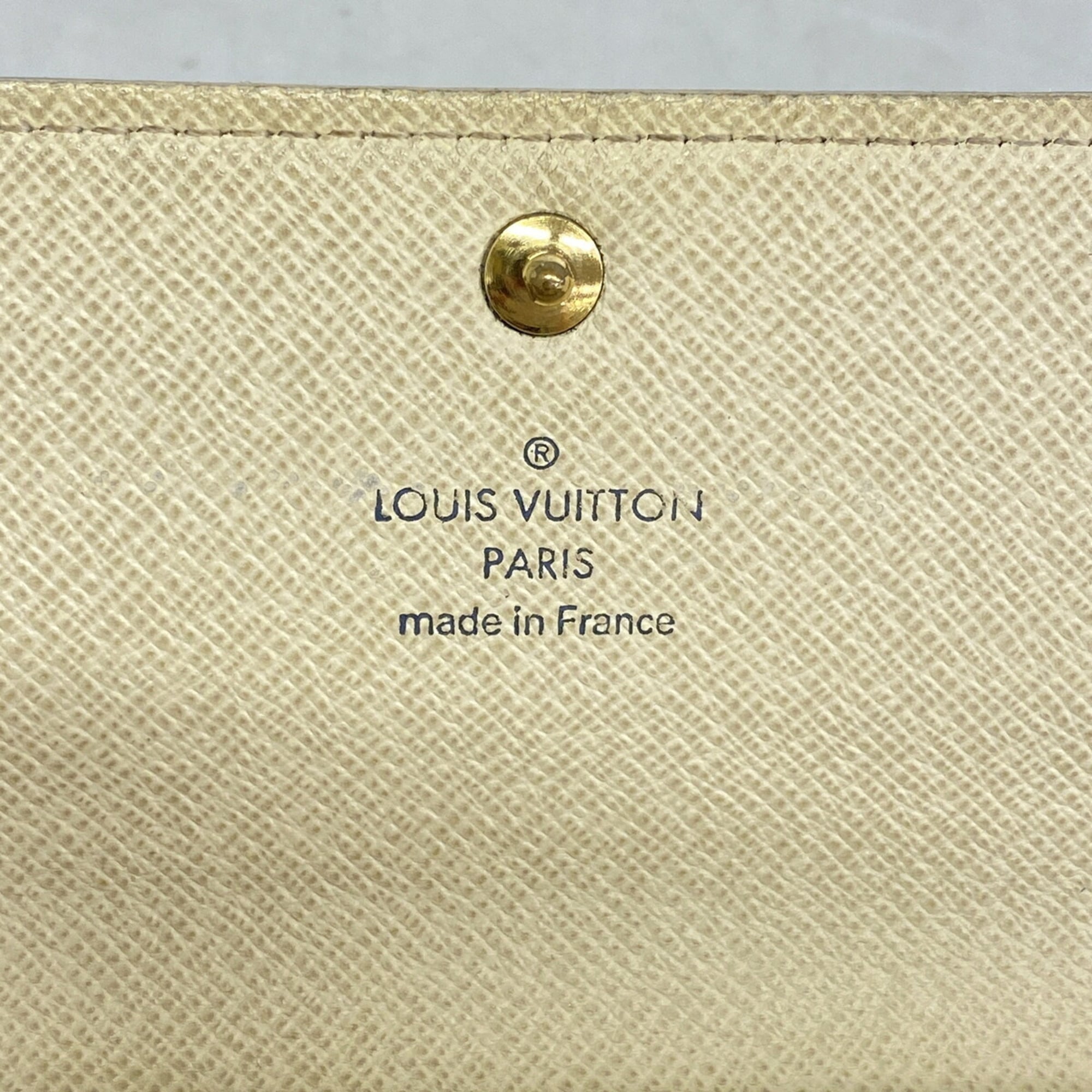 Louis Vuitton White Long Wallet (Bi-Fold) (Pre-Owned)