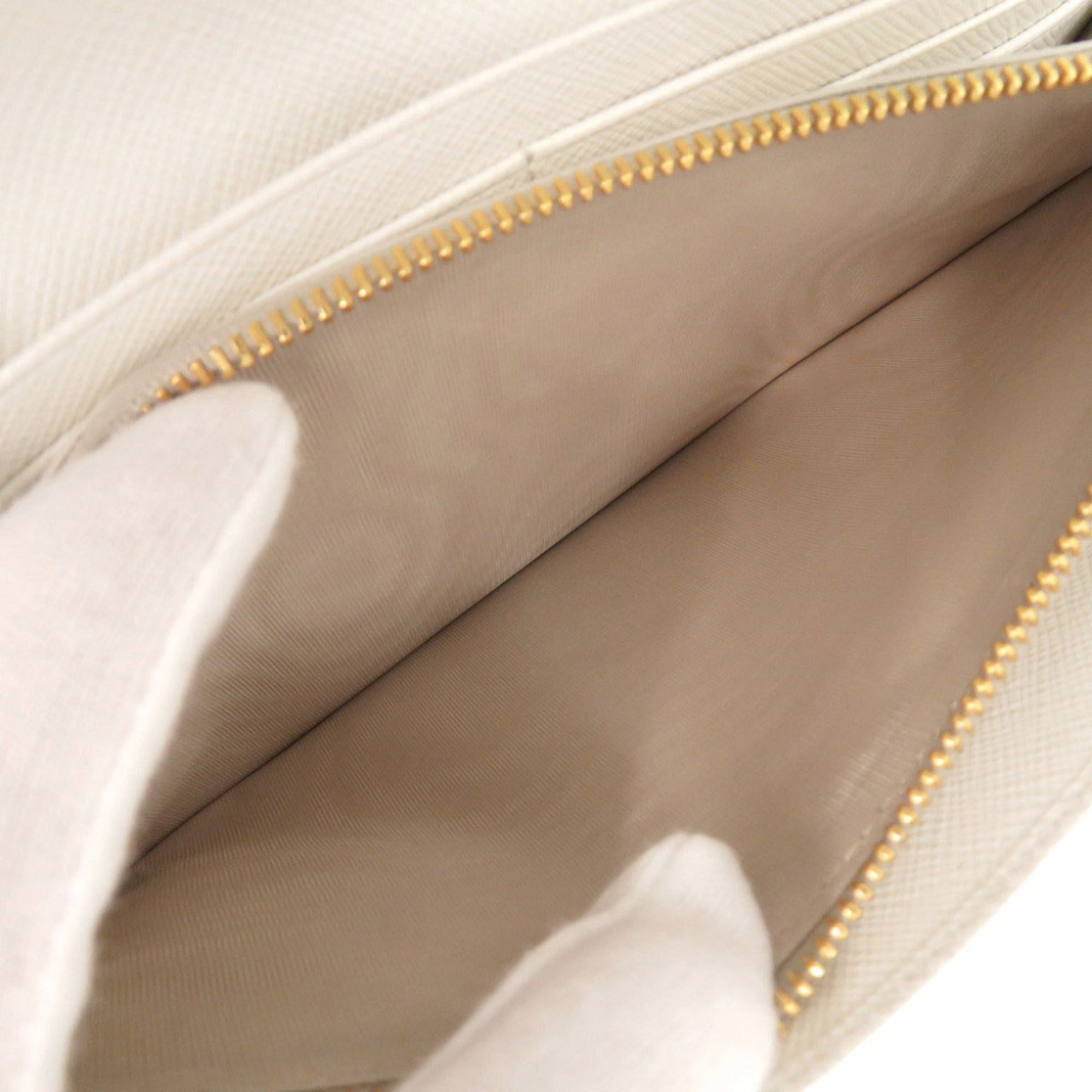 Prada White Leather Long Wallet (Bi-Fold) (Pre-Owned)