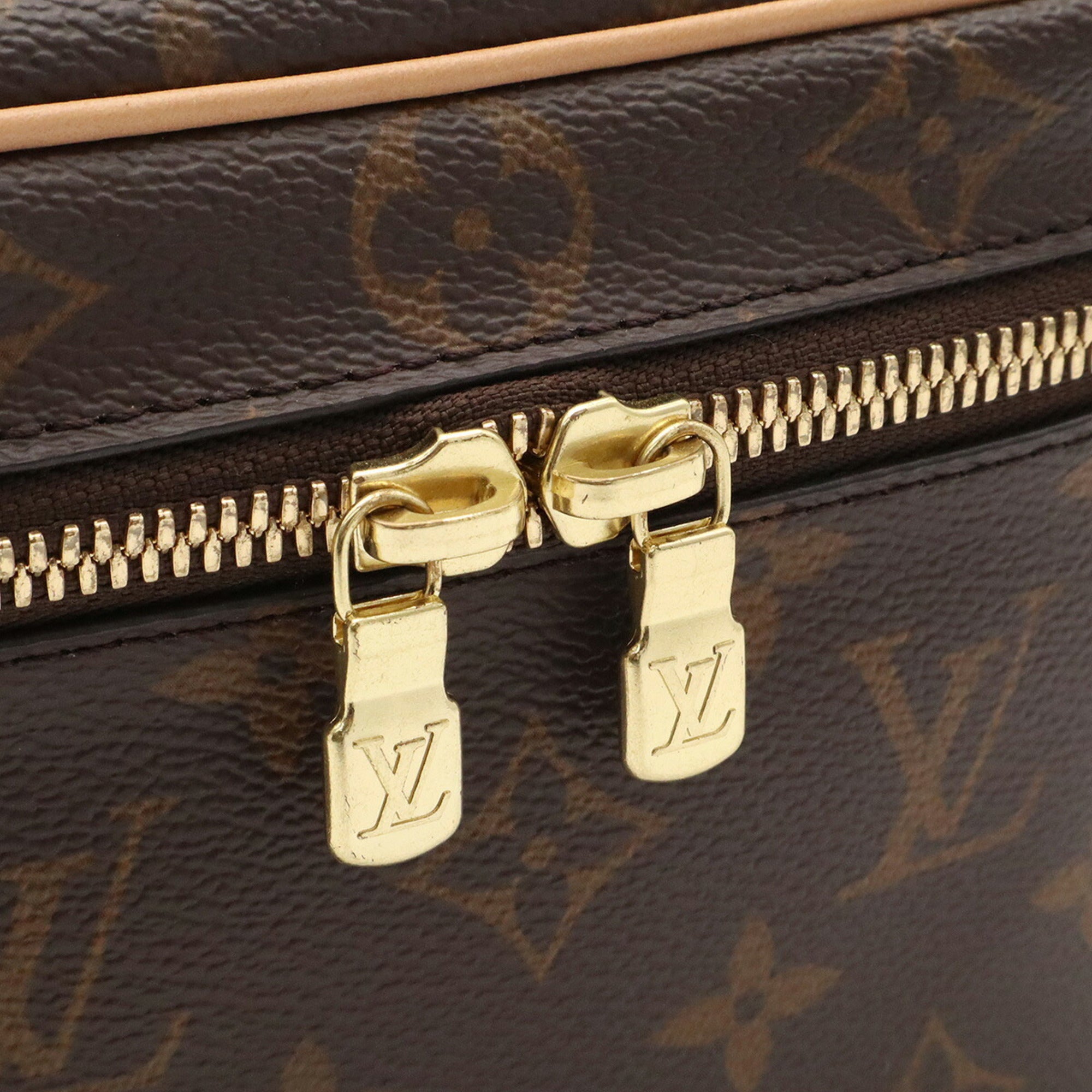 Louis Vuitton Monogram Brown Monogram Handbag (Pre-Owned)