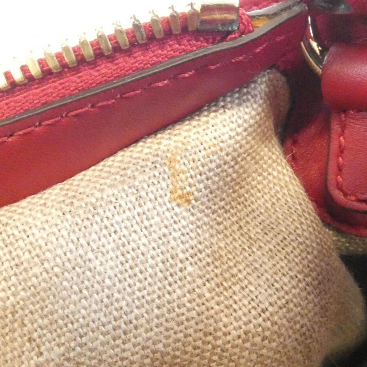 Gucci Red Color Micro Gg Leather Handbag (Pre-Owned)