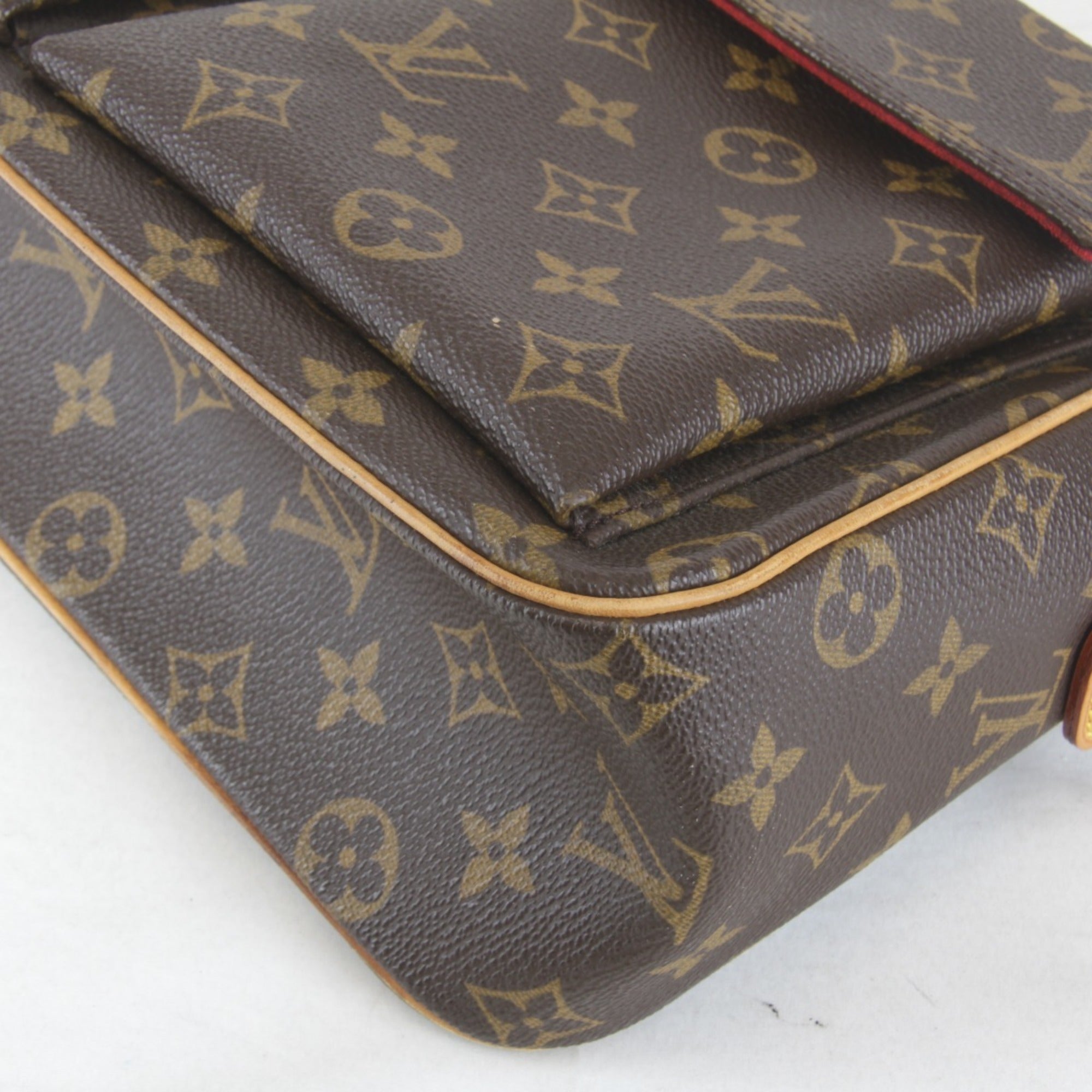 Louis Vuitton Monogram Brown Monogram Shoulder Bag (Pre-Owned)