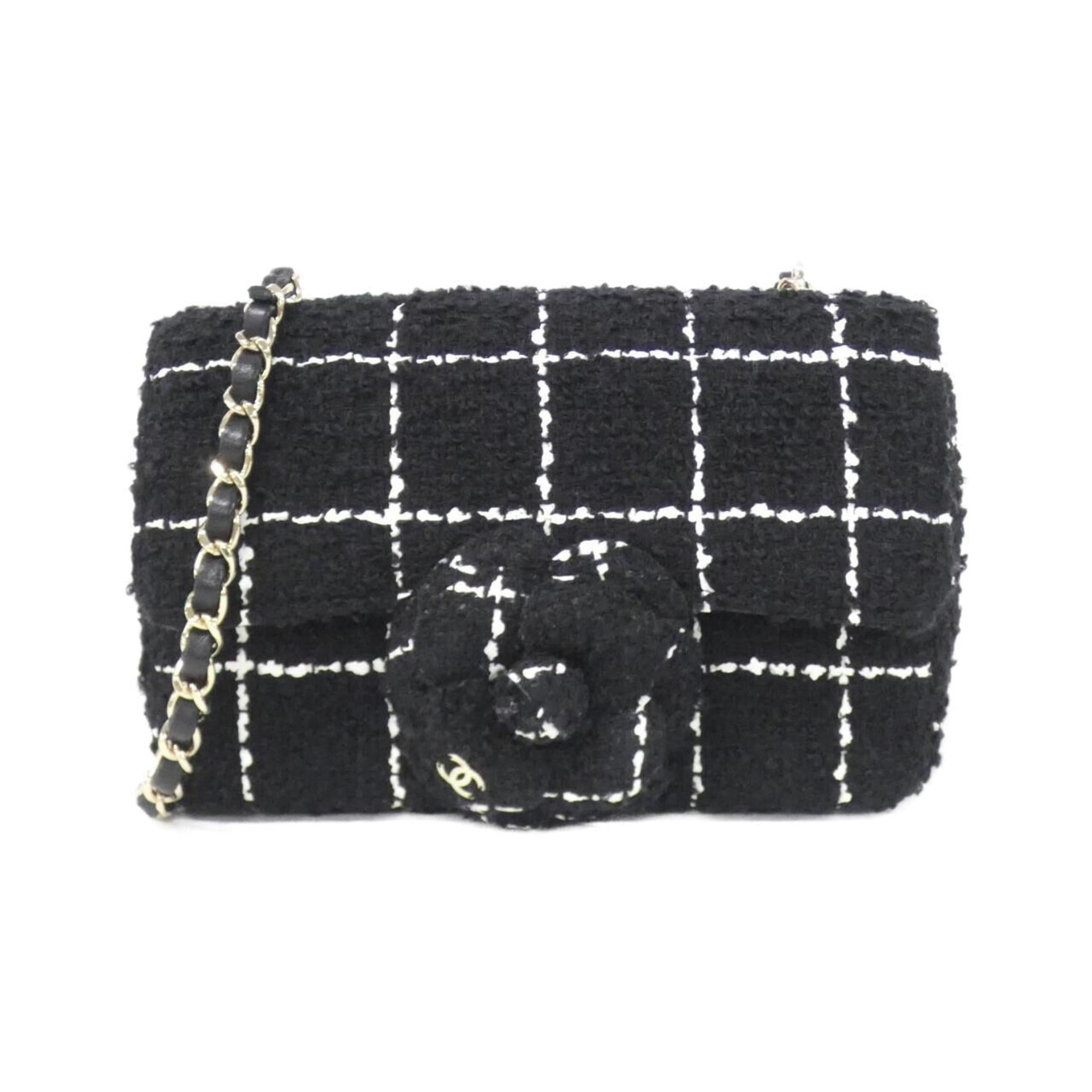 Chanel Black Wool Shoulder Bag (Pre-Owned)